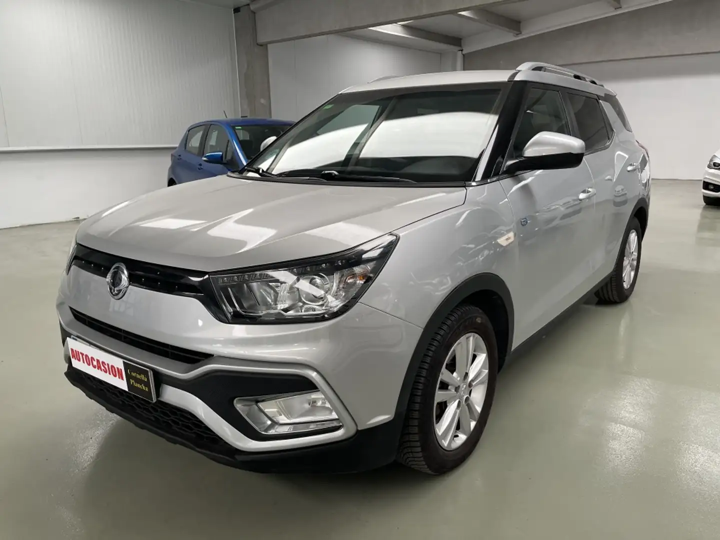 SsangYong XLV D16 Limited 4x2 Silber - 1