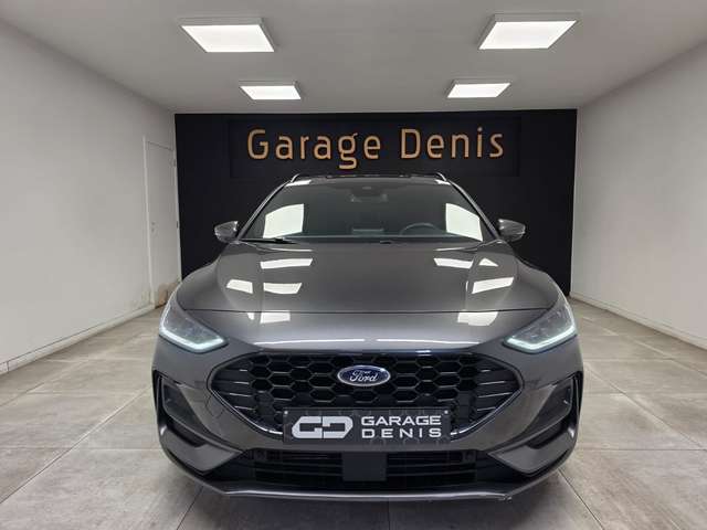 Ford Focus — photo 2