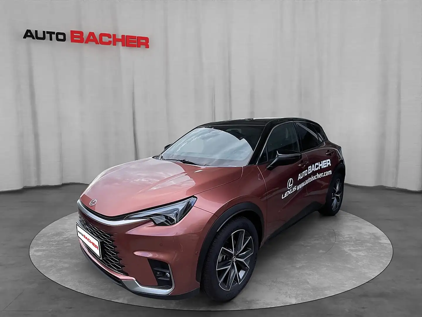 Lexus LBX Cool 136 PS 2WD Gelb - 1