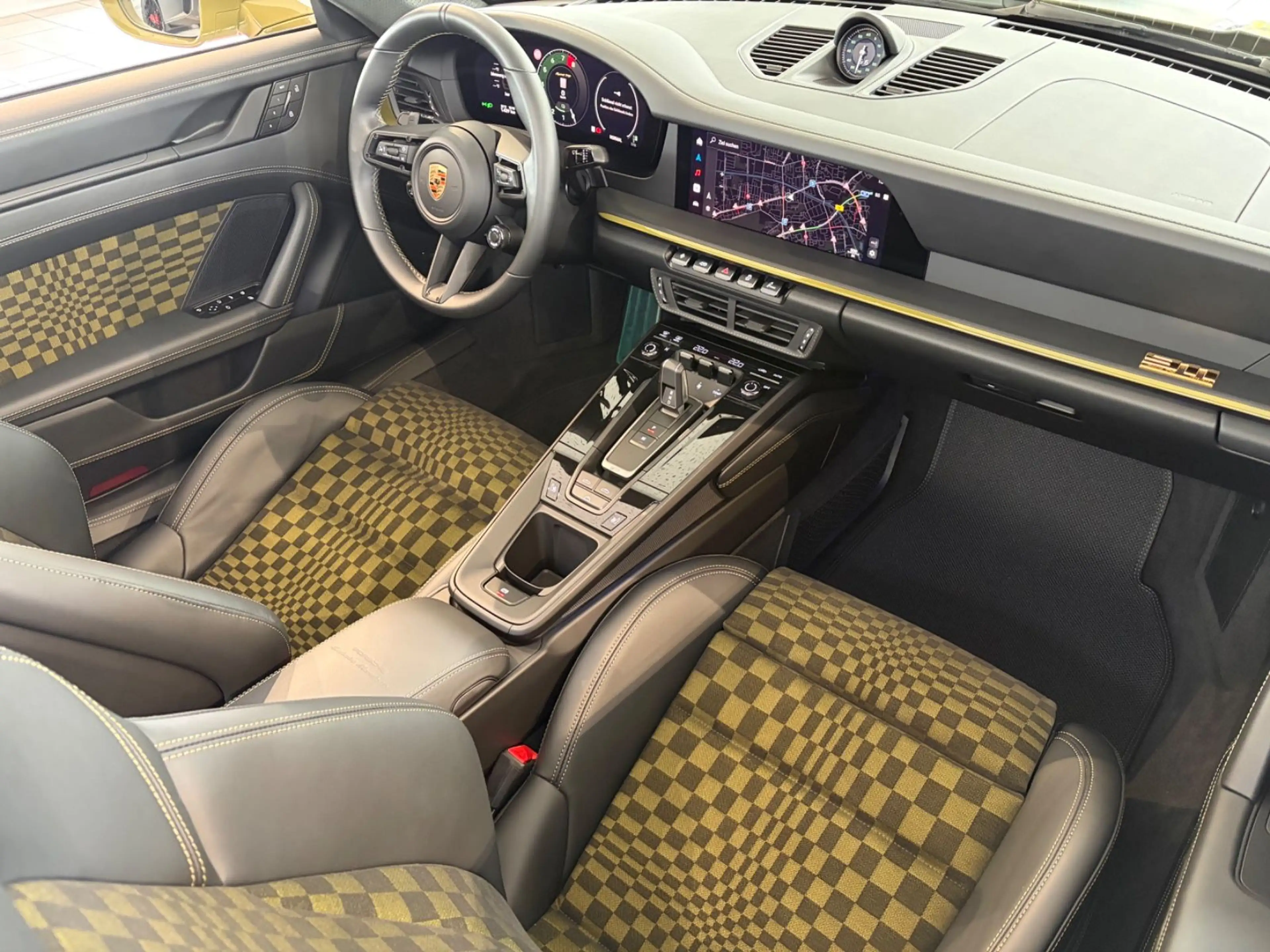 Porsche 911 Spirit 70 — photo 13