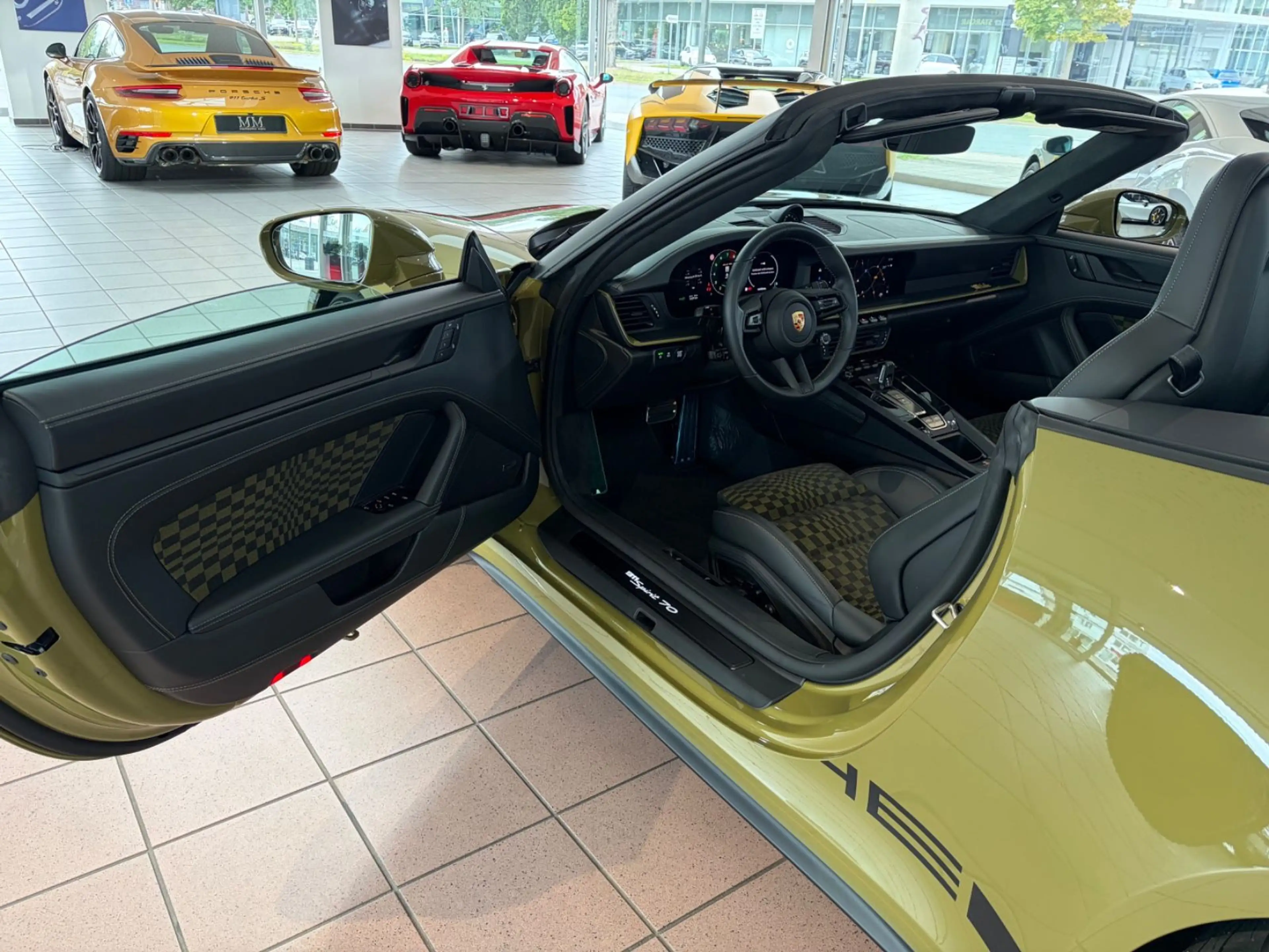 Porsche 911 Spirit 70 — photo 11