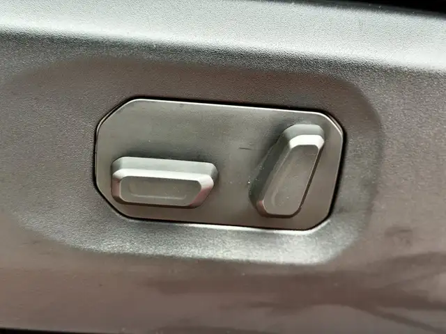 Jeep Wrangler Sahara PHEV 380 PS 4xe Ansicht 13