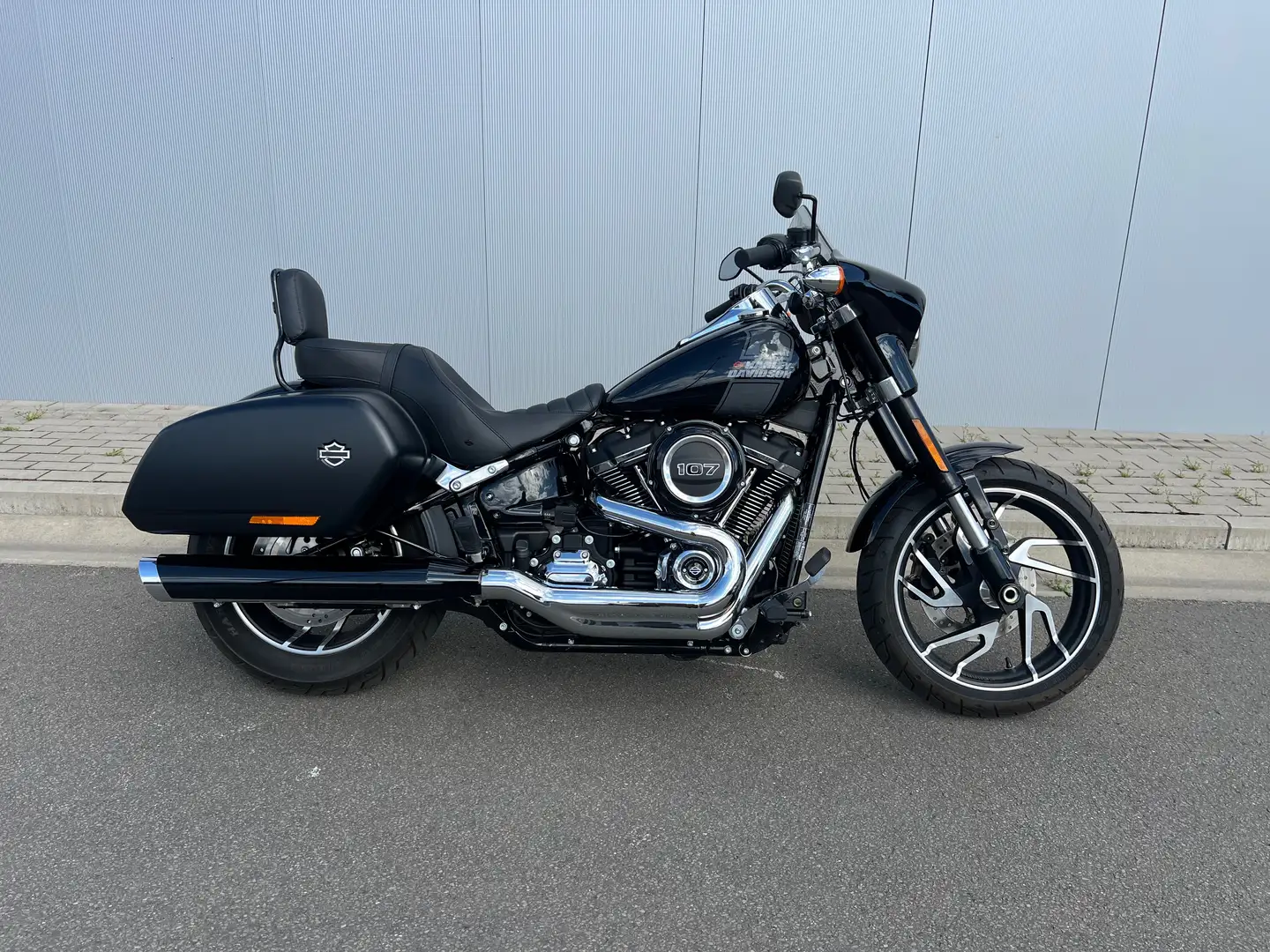 Harley-Davidson Sport Glide - 107 - Negru - 1