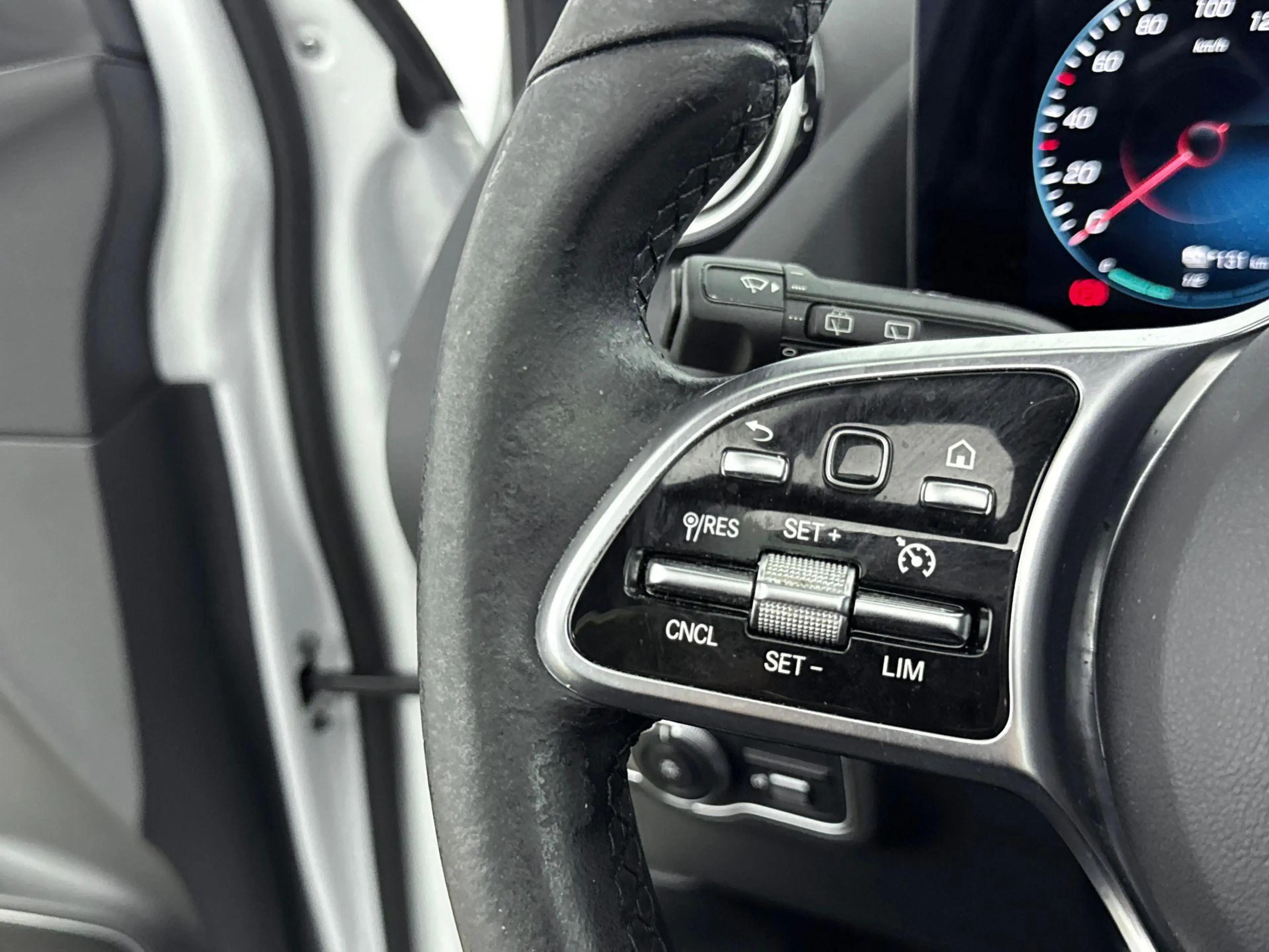 Mercedes-Benz EQA 250 EQA Business Solution Luxury | Premium Plus Pakket — photo 13
