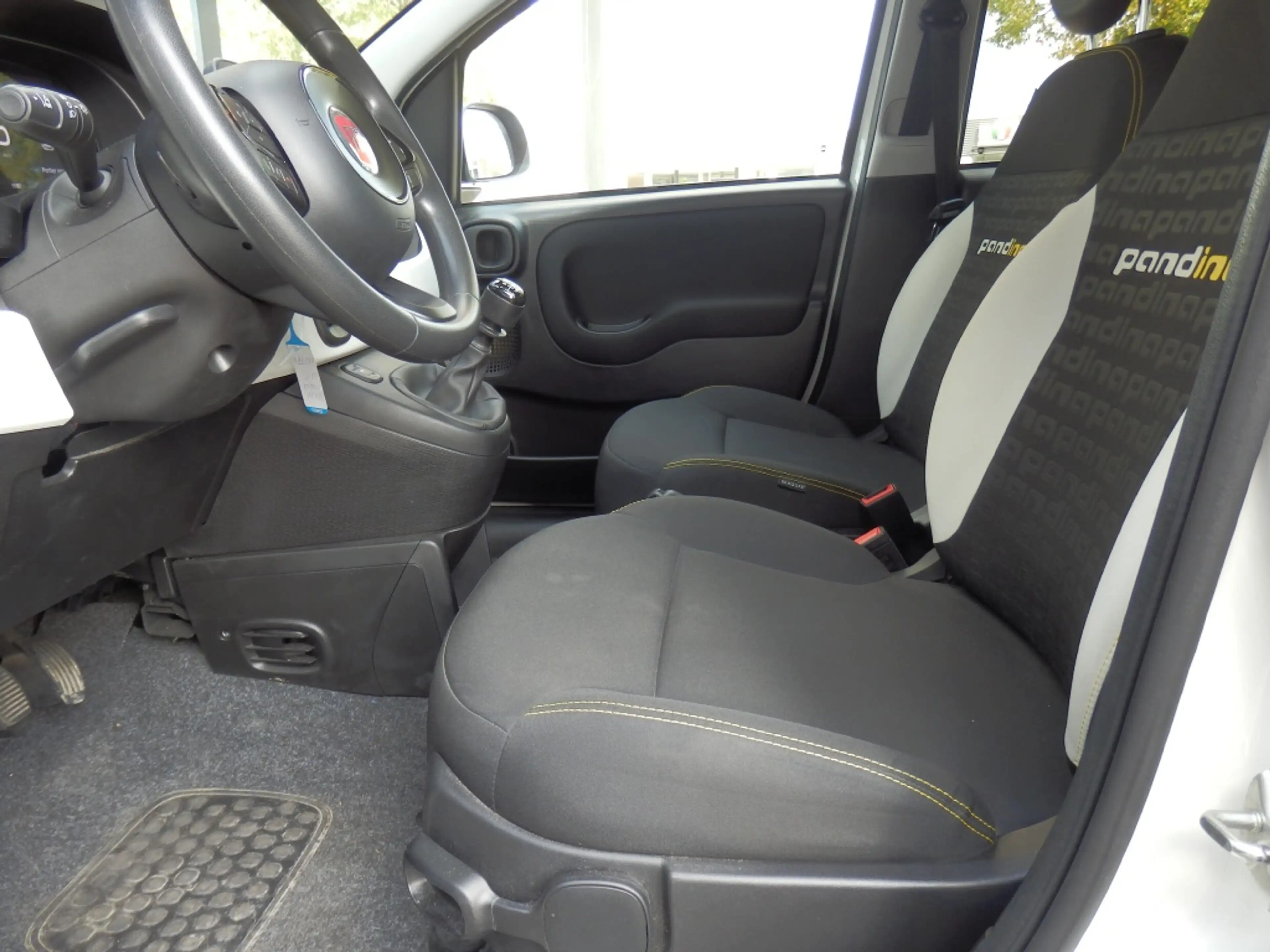 Fiat Panda 1.0 Hybrid Cross — photo 6