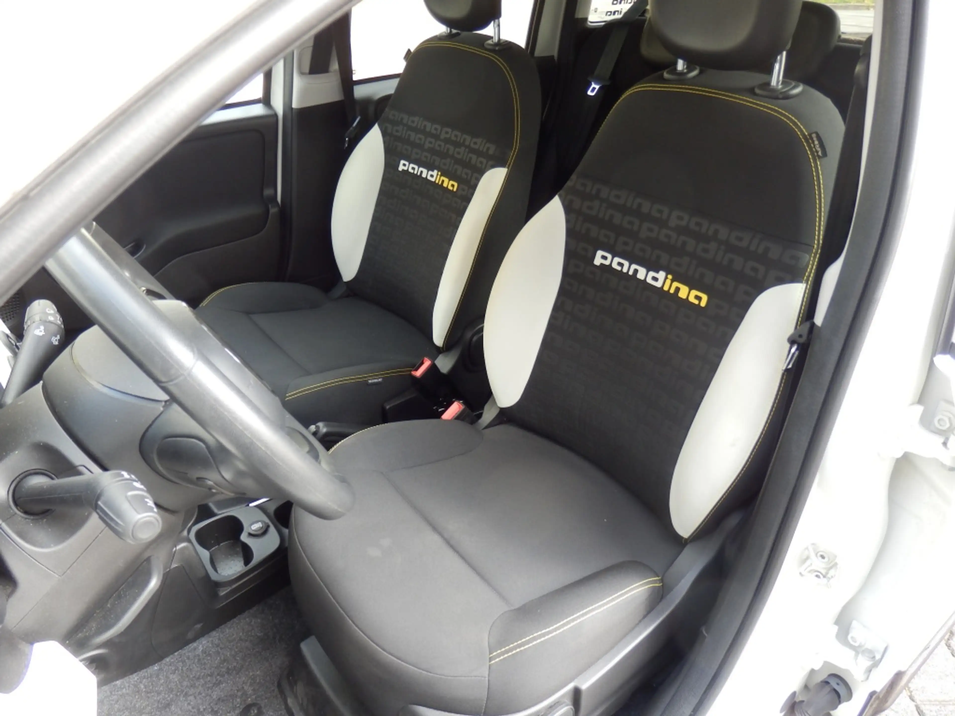 Fiat Panda 1.0 Hybrid Cross — photo 7