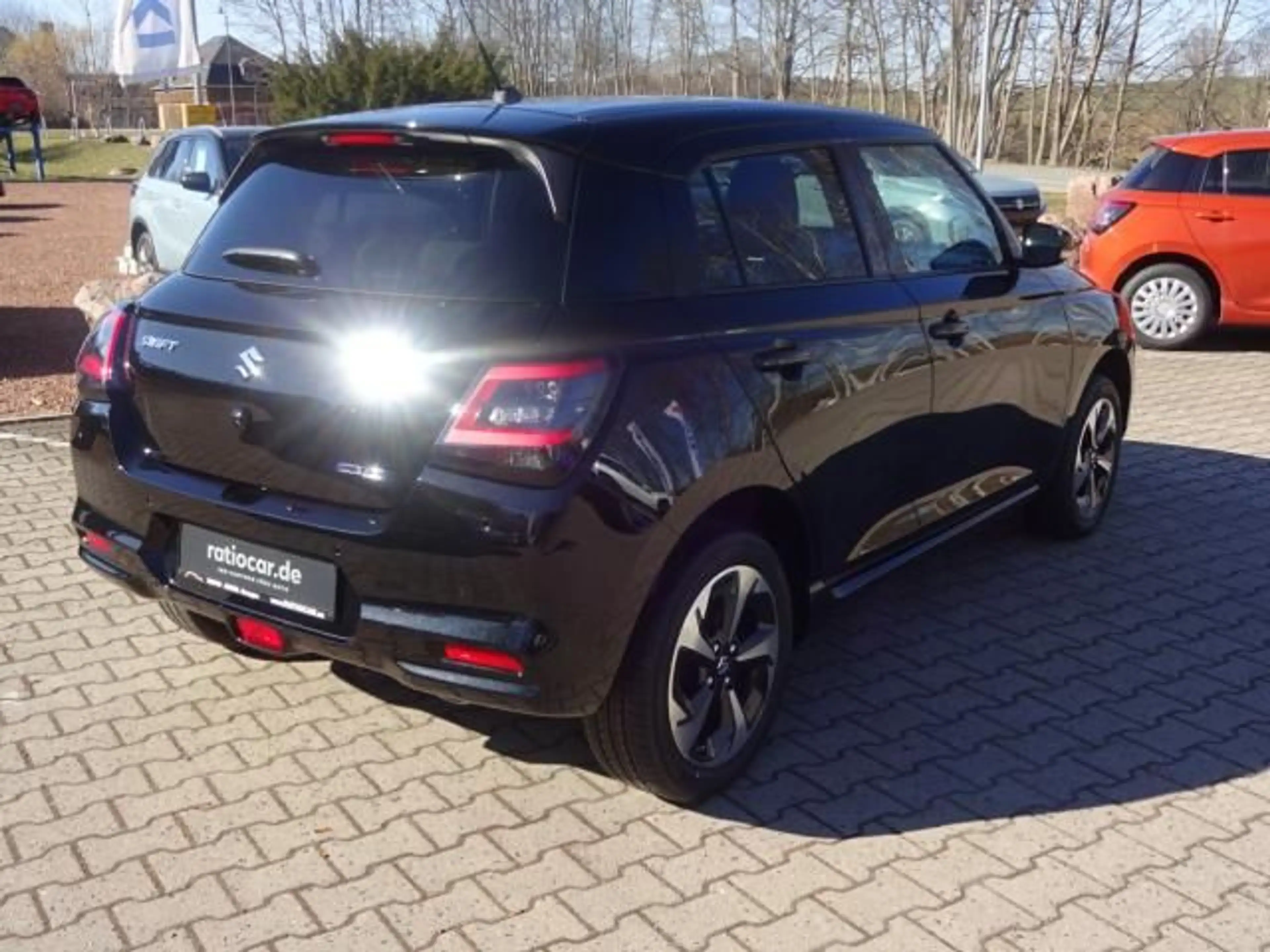 Suzuki Swift SWIFT 1.2 DUALJET ALLGRIP COMFORT+ NAVI SHZ EPH — photo 2
