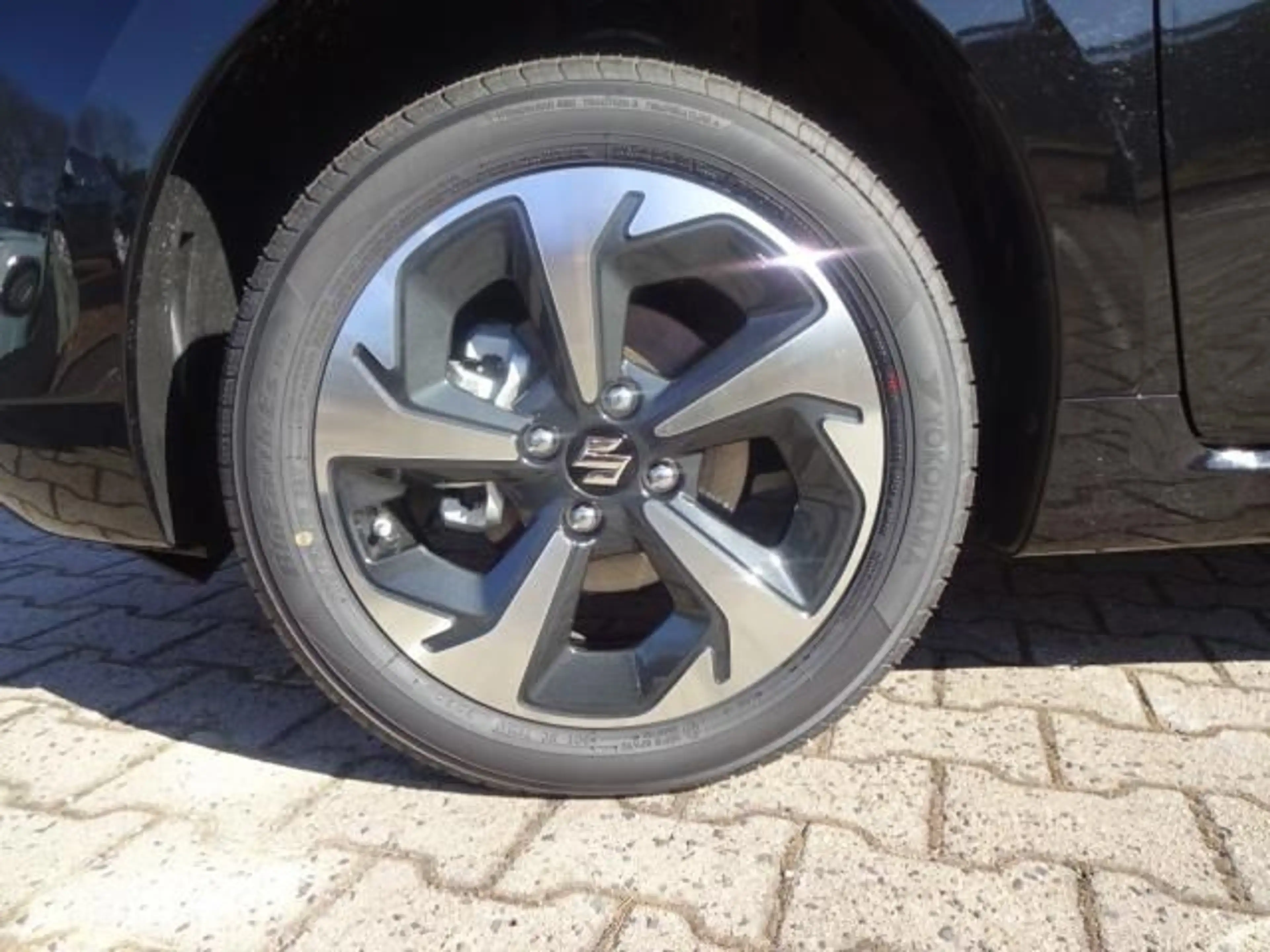 Suzuki Swift SWIFT 1.2 DUALJET ALLGRIP COMFORT+ NAVI SHZ EPH — photo 4