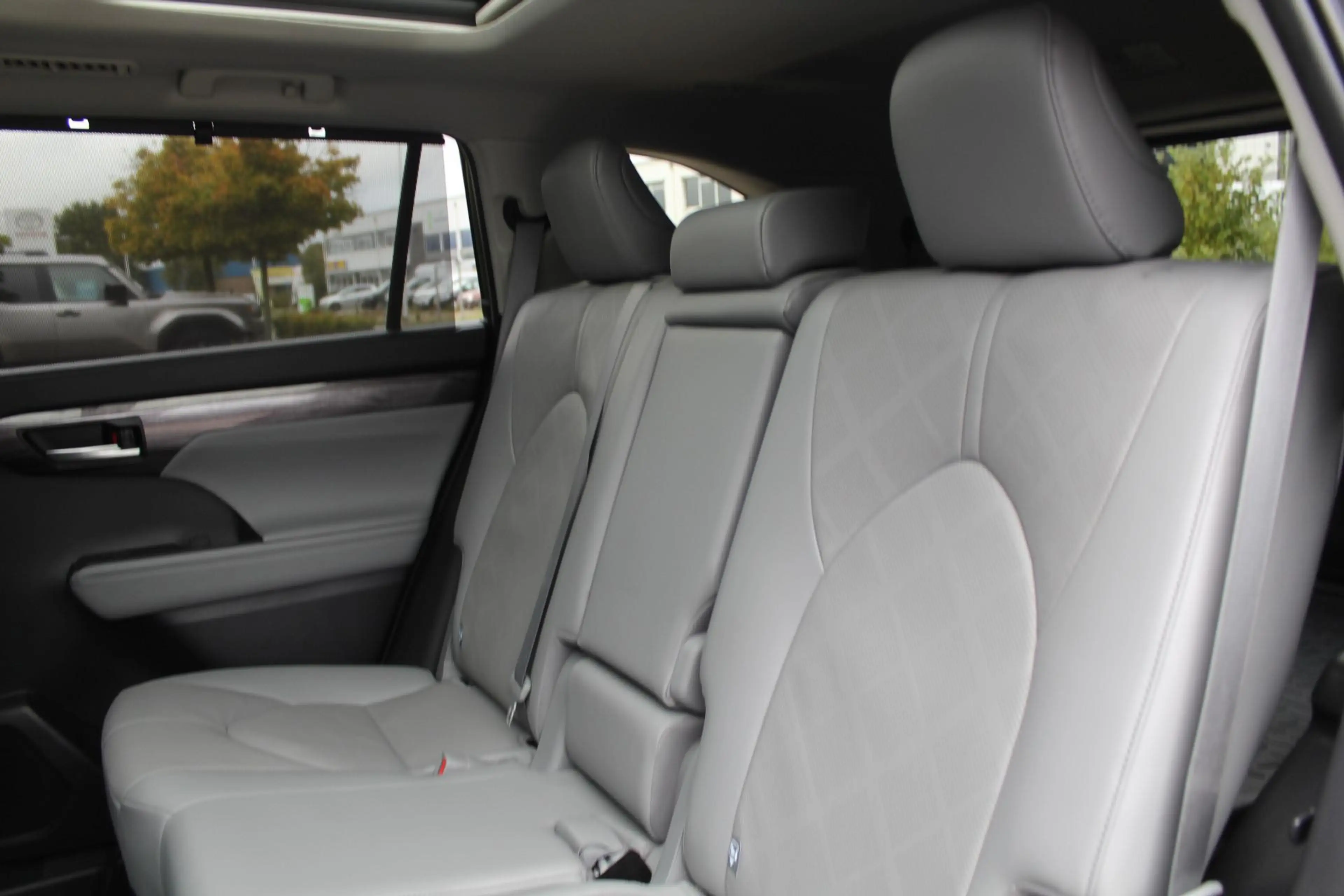 Toyota Highlander 2.5 AWD Hybrid Premium 7-pers. | Rijklaar | Pano | — photo 16