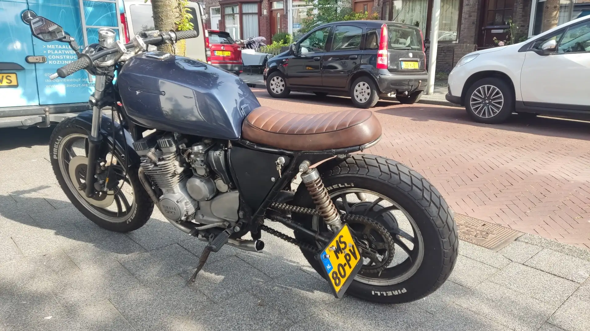 Yamaha XJ 550 Bleu - 1