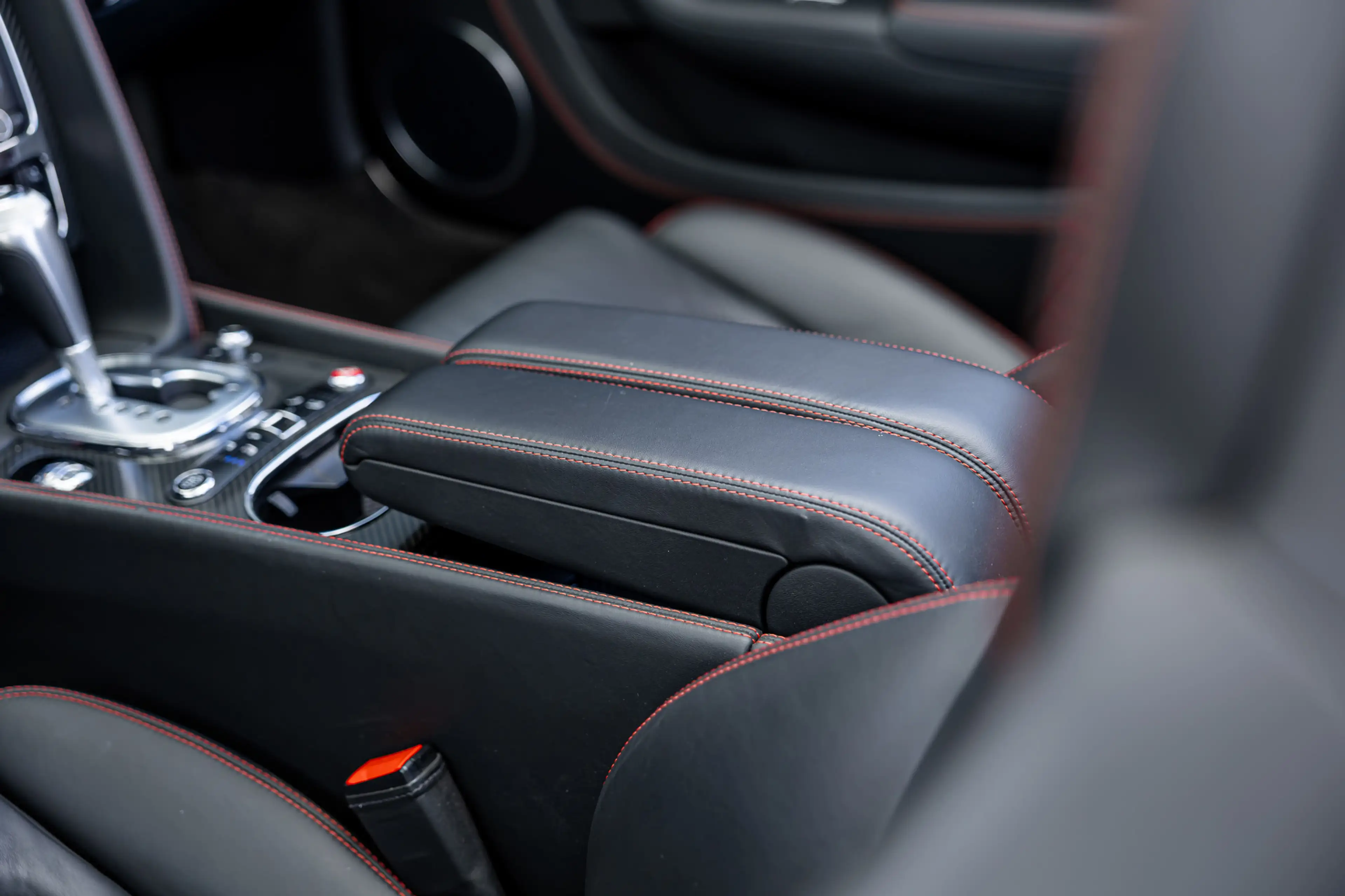 Bentley Continental GTC 4.0 V8S Concours Series by Mulliner / Camera / Sto — photo 33
