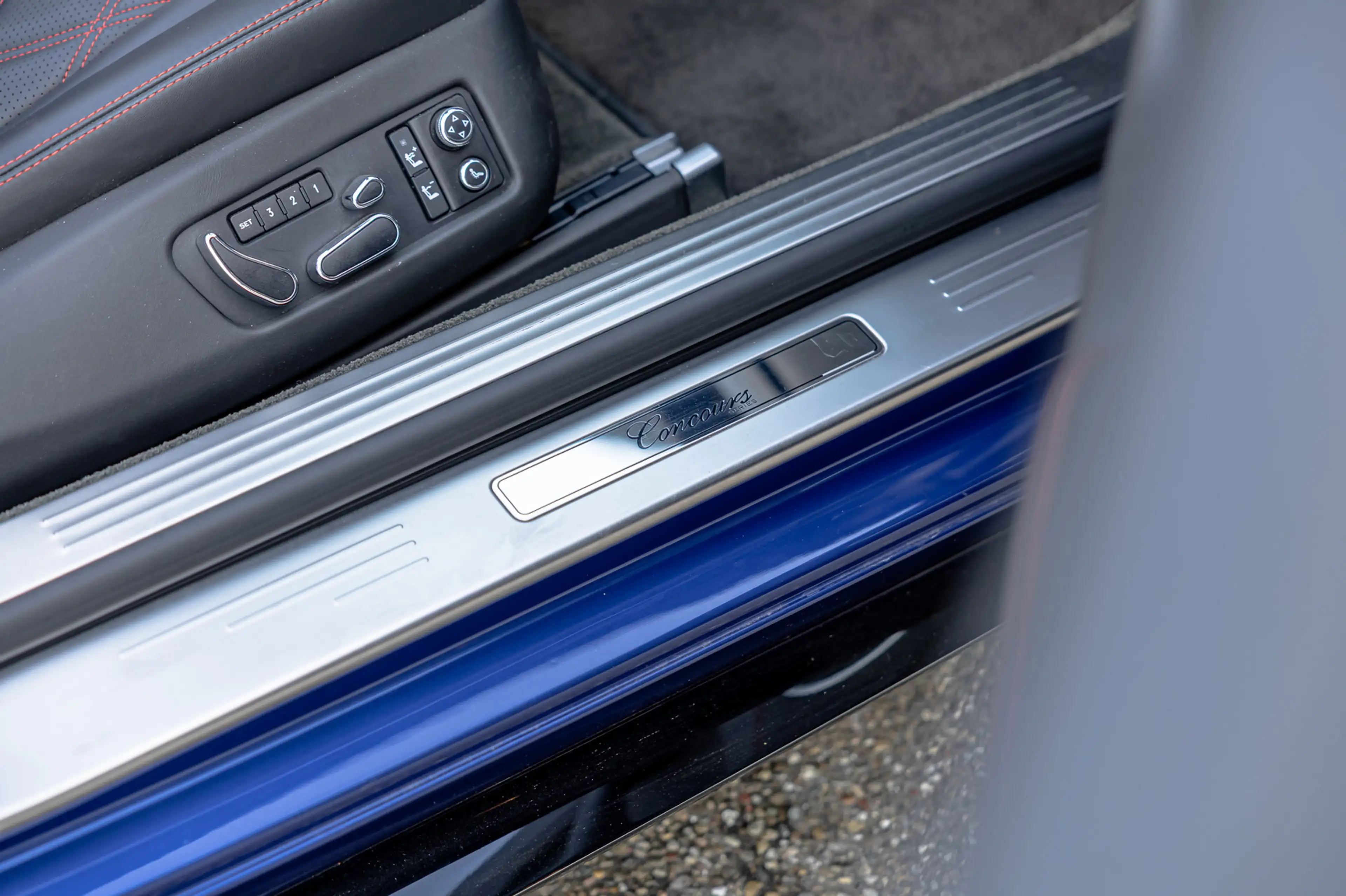 Bentley Continental GTC 4.0 V8S Concours Series by Mulliner / Camera / Sto — photo 46