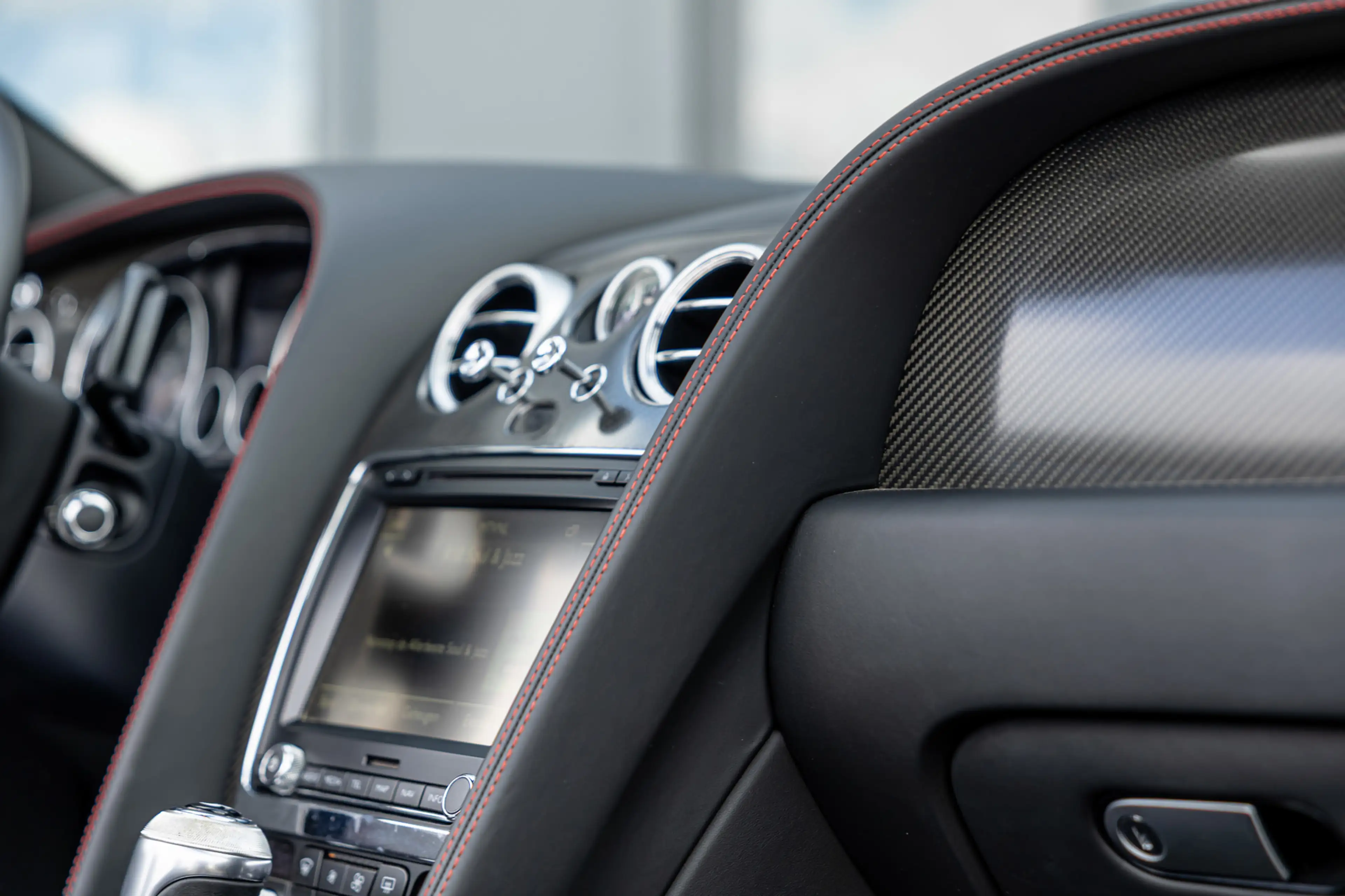 Bentley Continental GTC 4.0 V8S Concours Series by Mulliner / Camera / Sto — photo 16