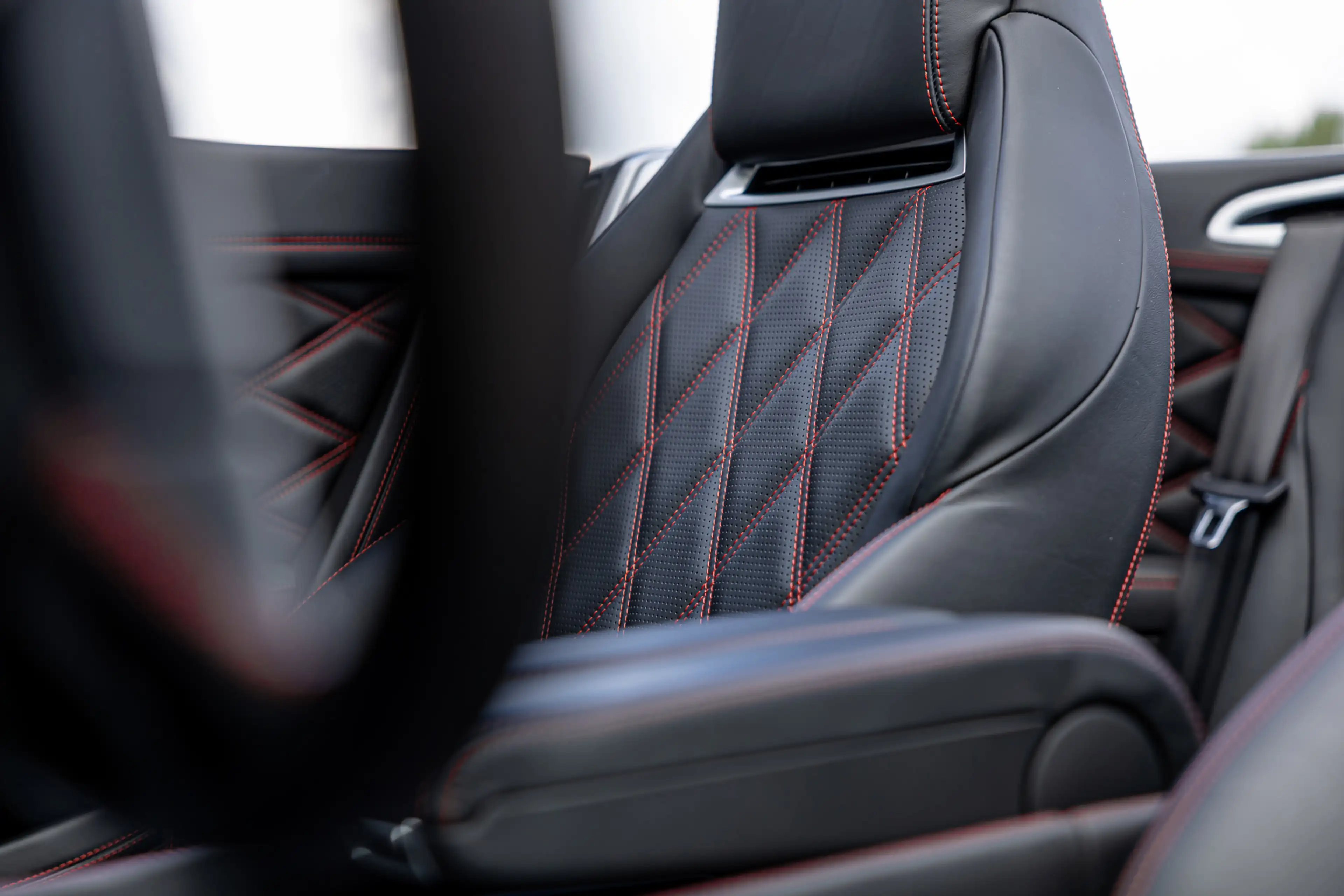 Bentley Continental GTC 4.0 V8S Concours Series by Mulliner / Camera / Sto — photo 36