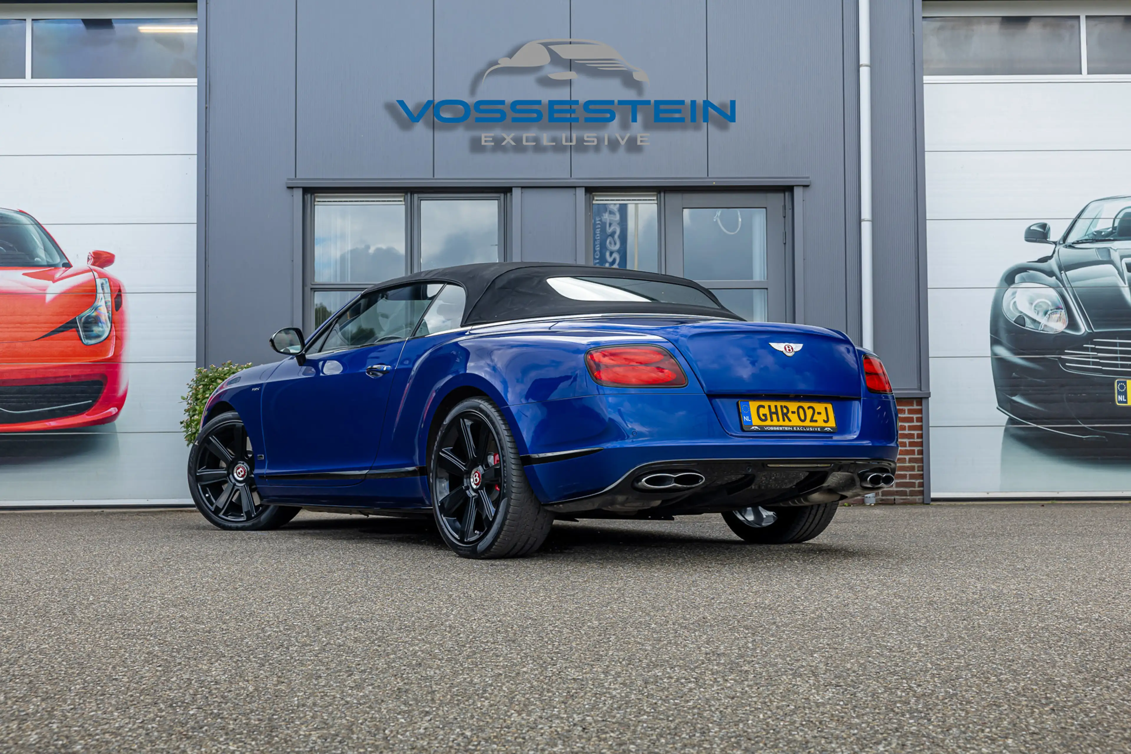 Bentley Continental GTC 4.0 V8S Concours Series by Mulliner / Camera / Sto — photo 2