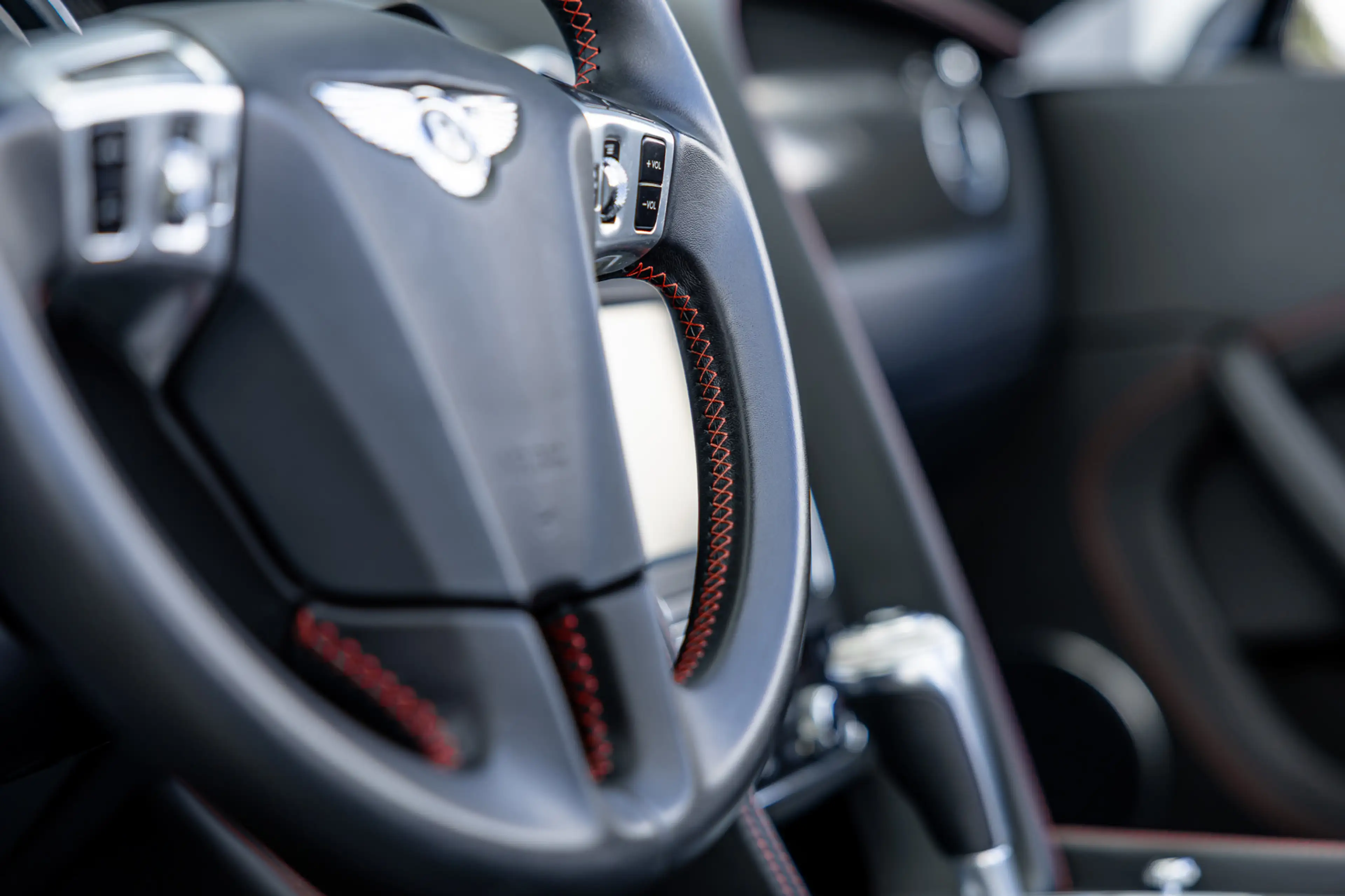 Bentley Continental GTC 4.0 V8S Concours Series by Mulliner / Camera / Sto — photo 29