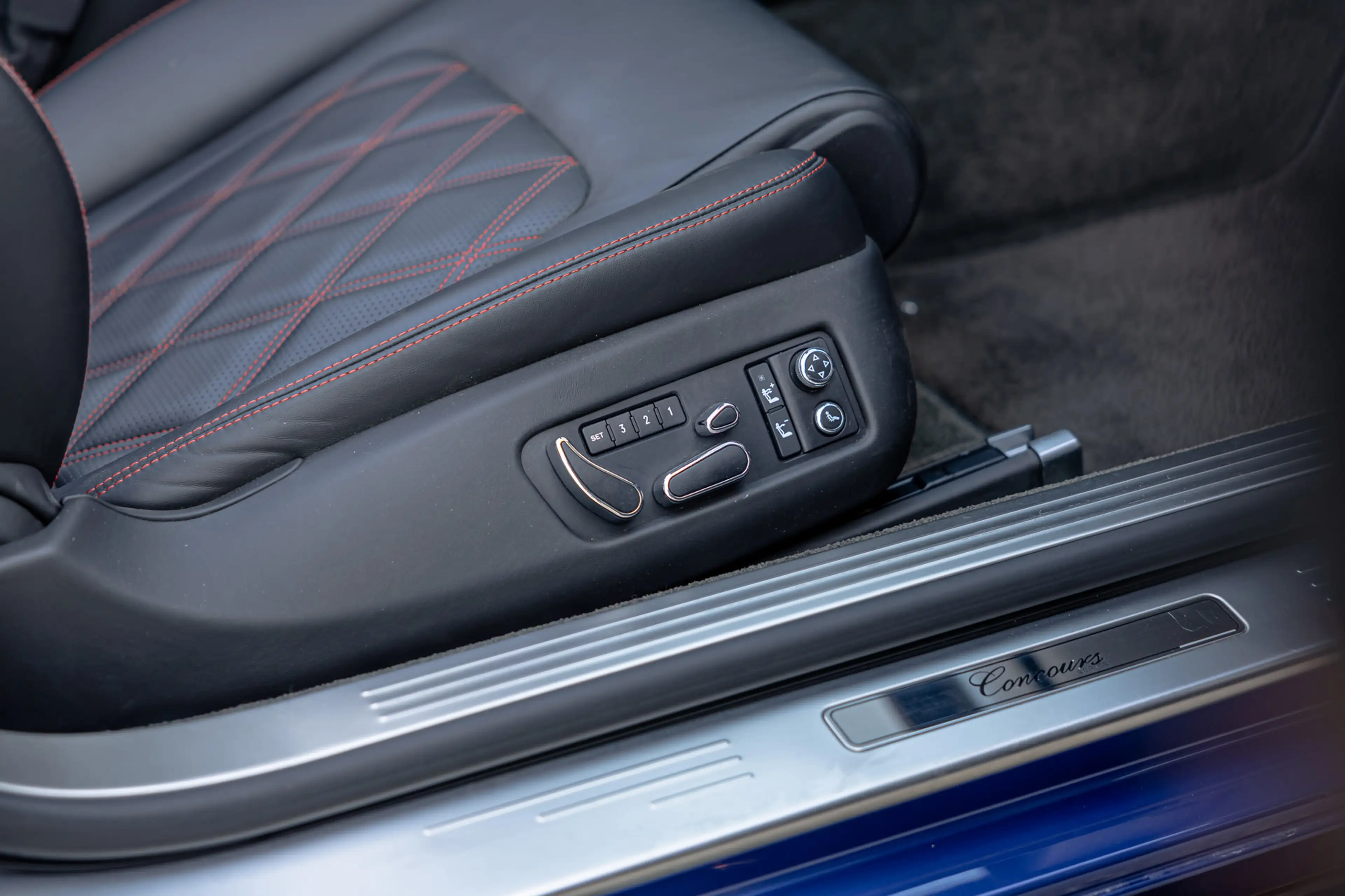Bentley Continental GTC 4.0 V8S Concours Series by Mulliner / Camera / Sto — photo 45