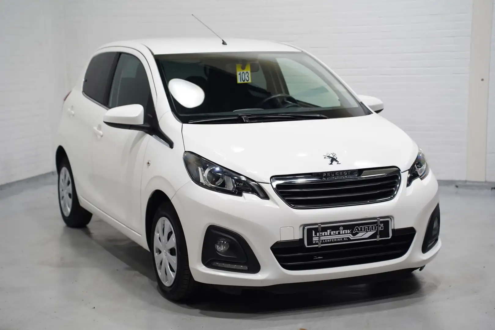 Peugeot 108 1.0 e-VTi Active Airco Bluetooth Donker glas Pack Weiß - 2