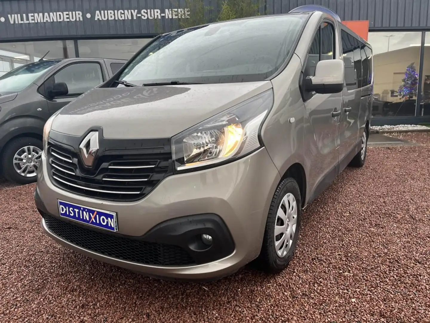Renault Trafic L2 1.6 ENERGY dCi - 125 COMBI ESCAPADE L2H1 Beige - 2