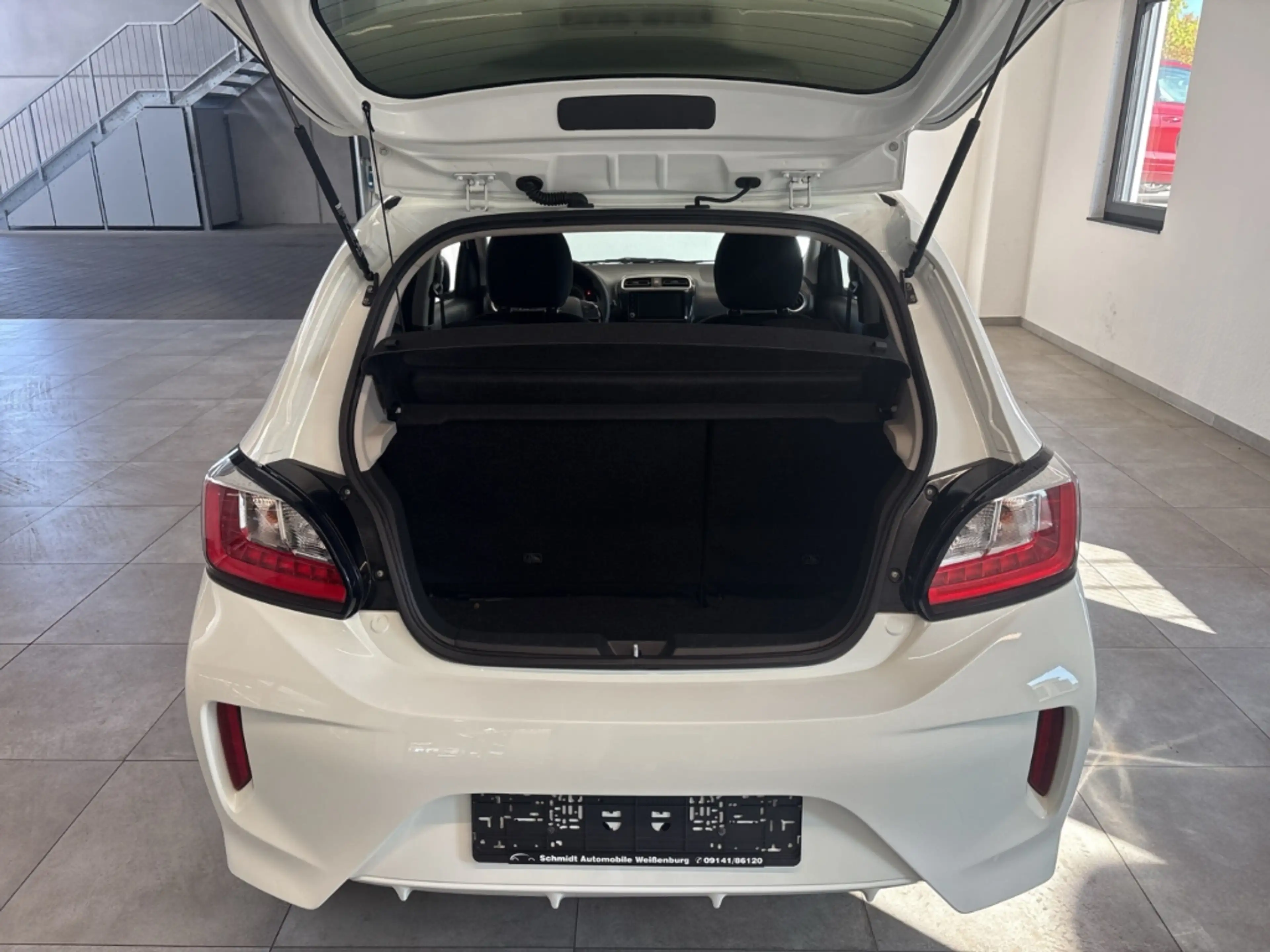 Mitsubishi Space Star 1.2 Select+ Tempomat Klima — photo 6