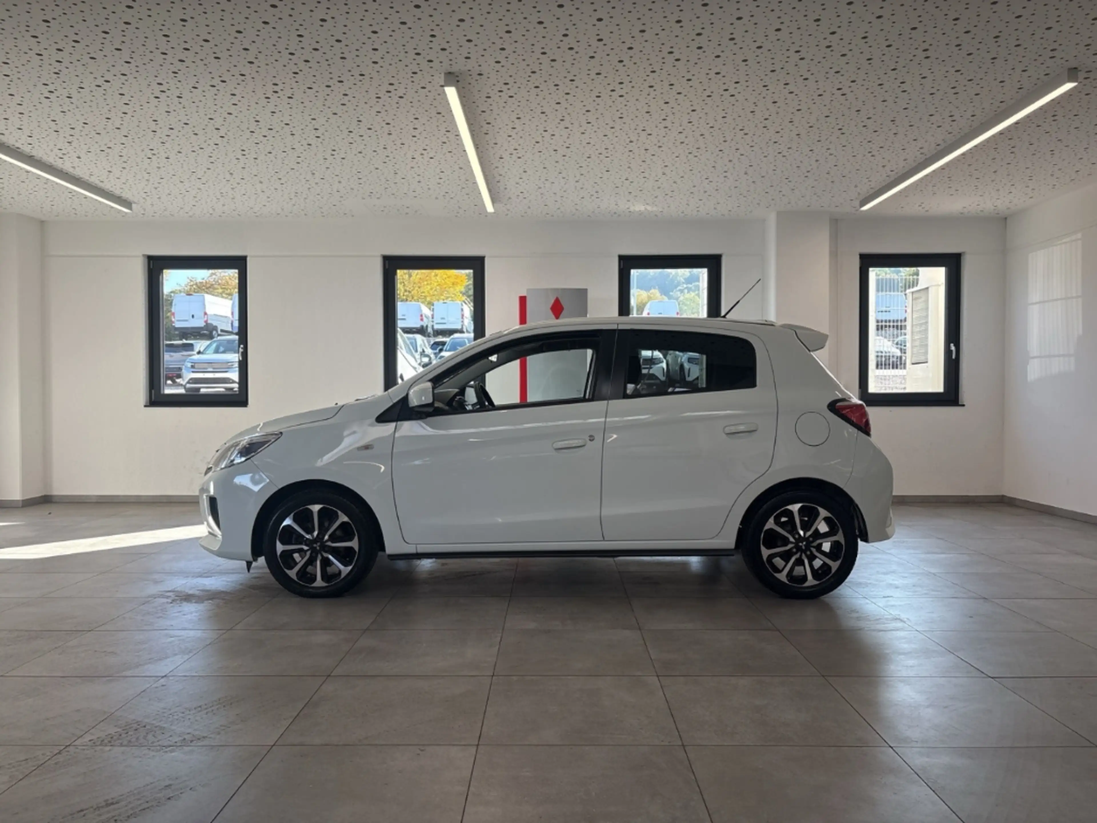 Mitsubishi Space Star 1.2 Select+ Tempomat Klima — photo 2