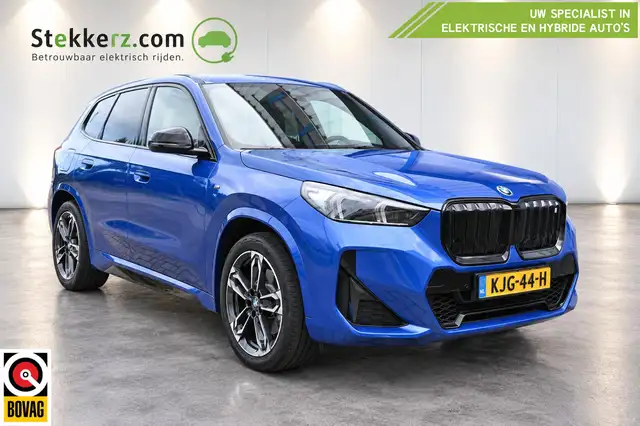 BMW iX1 xDrive30 67 kWh M-Sport pakket | Premium Pack | Al