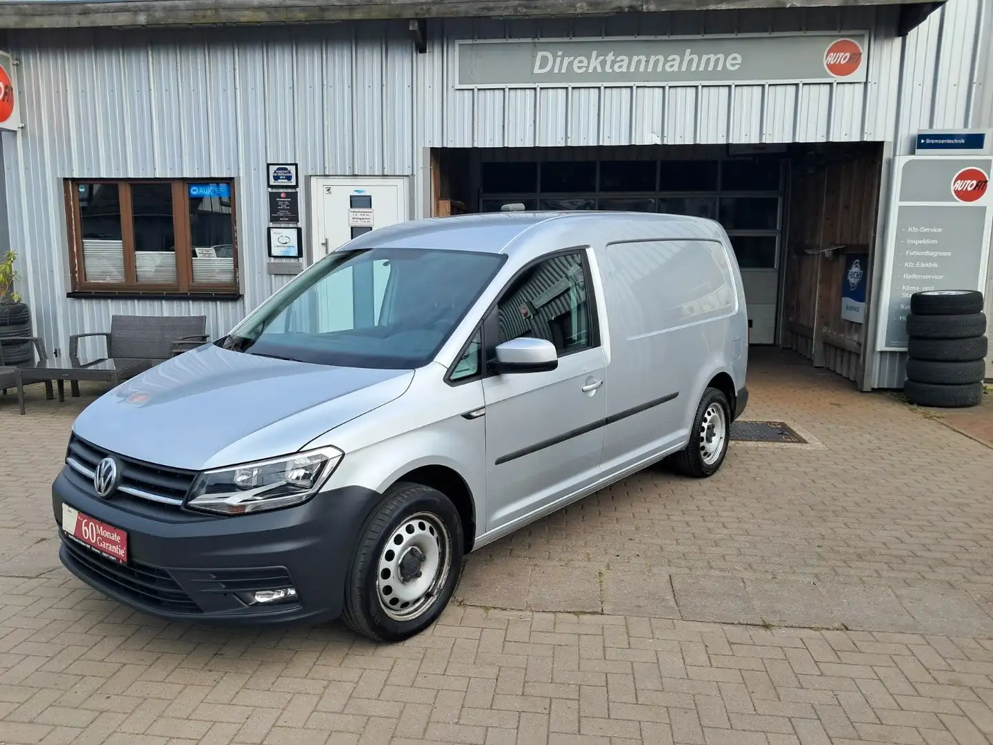 Volkswagen Caddy 2.0 TDI Maxi Trendline Grigio - 2