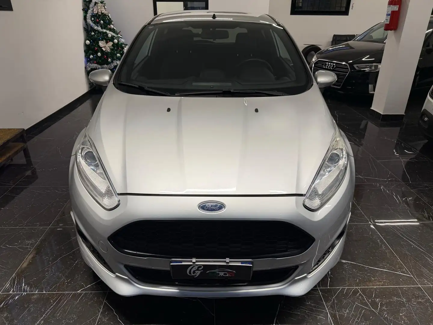 Ford Fiesta 3p 1.5 tdci ST-line 75cv NEOPATENTATO Argento - 2