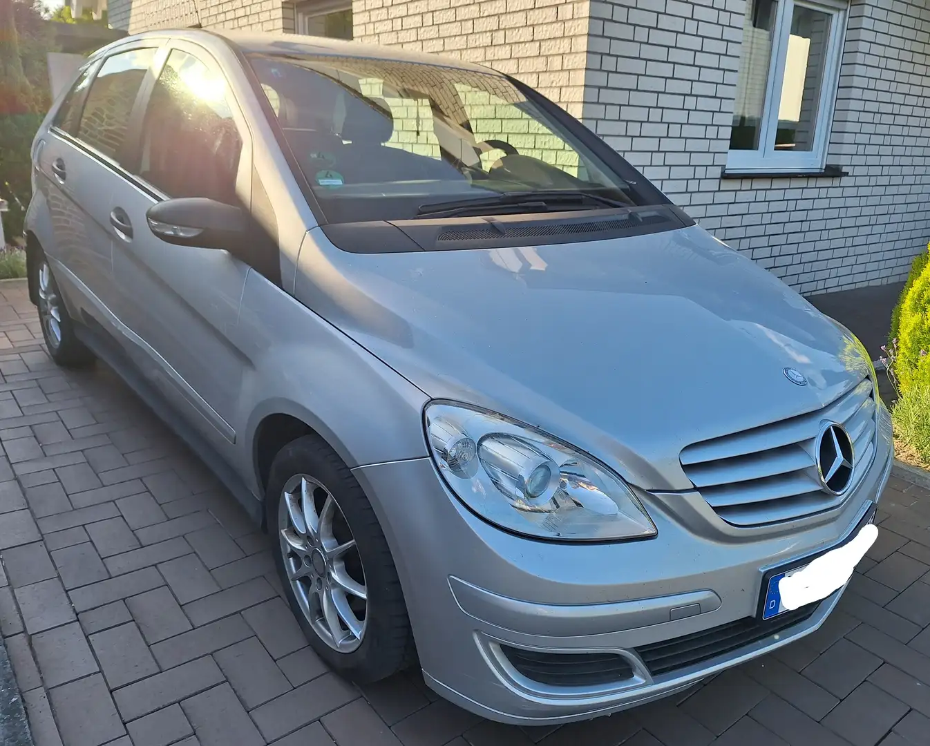 Mercedes-Benz B 180 CDI Zilver - 1
