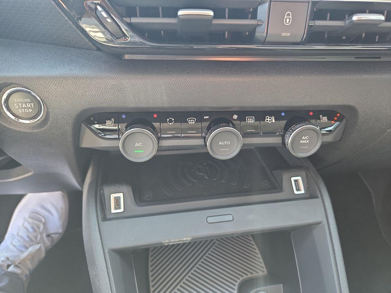 Citroen C4 1.2 12V e-THP / PureTech — photo 12