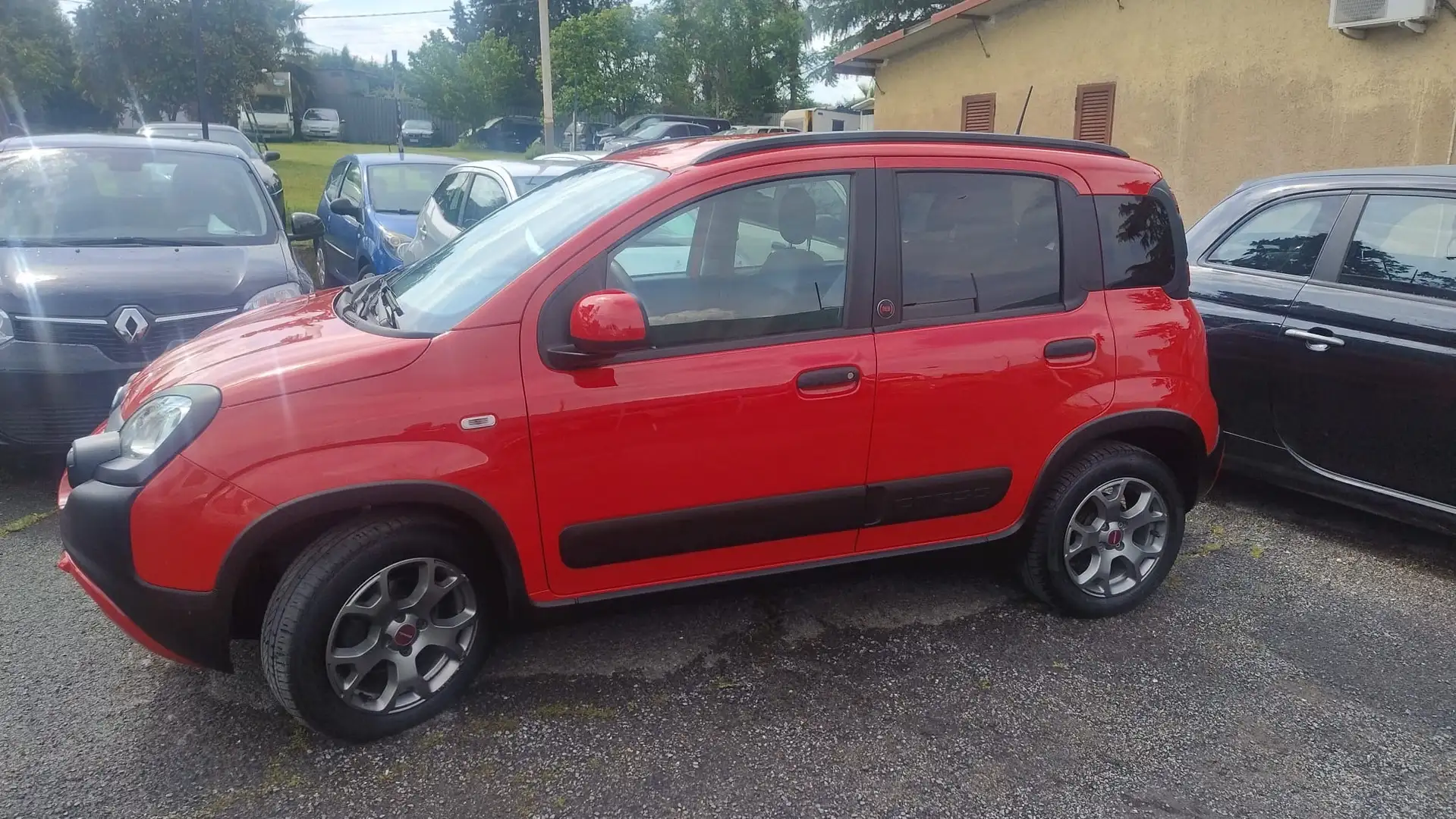 Fiat Panda 1.0 Cross Hybrid Red Rot - 2
