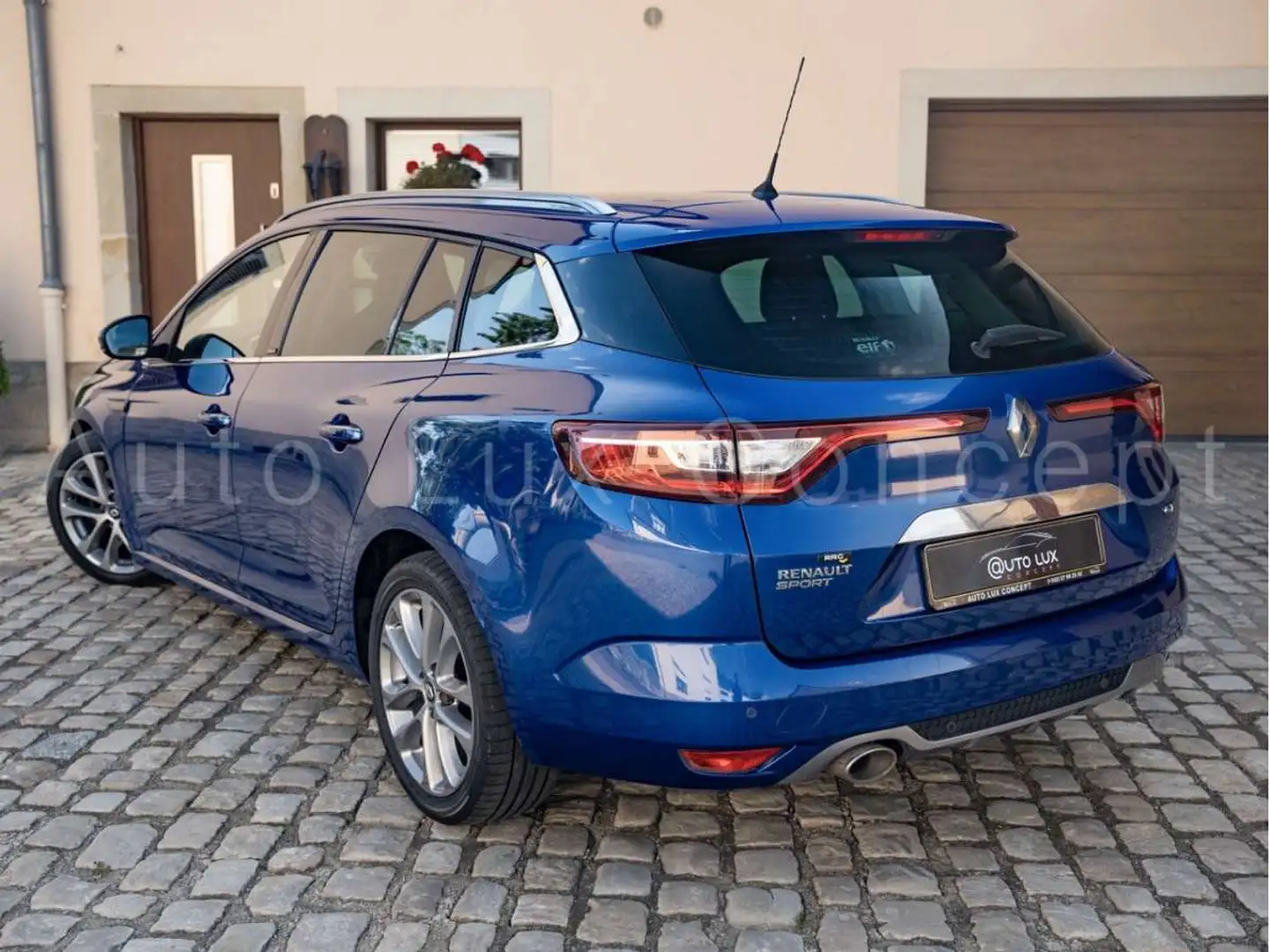 Renault Megane Estate ENERGY dCi 165 EDC GT Bleu - 2