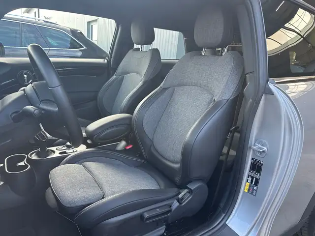 Mini Hatch view 10