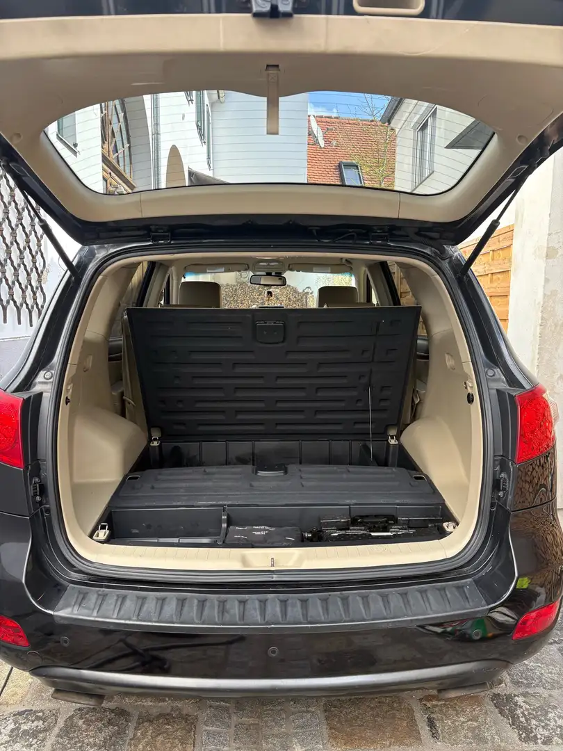 Hyundai SANTA FE 2,2 CRDi VGT Style 4WD - 2