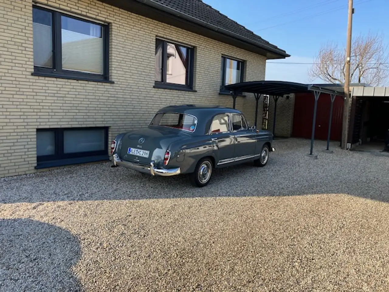 Mercedes-Benz 180 Ponton / Benziner, foto 1
