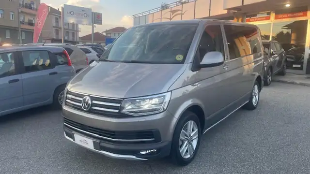 Volkswagen T6 Multivan 2.0 TDI 204CV DSG 4Motion Highline