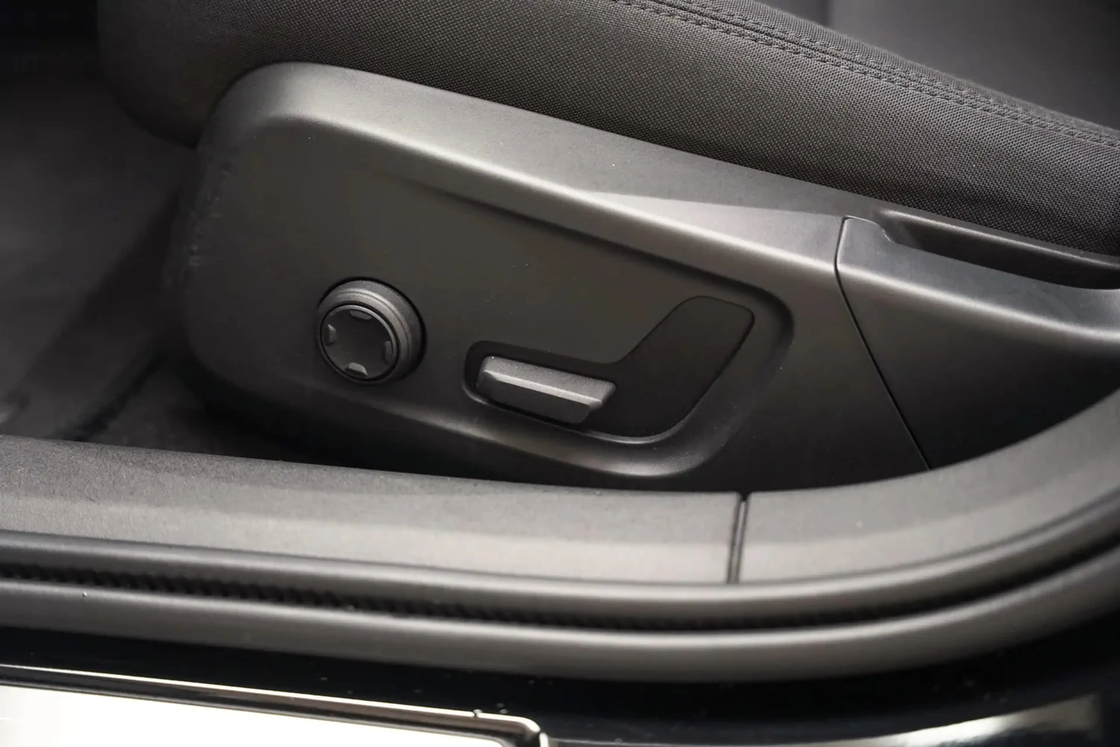 Polestar 2 Long Range Single Motor 78 kWh [ Adapt.cruise Came — photo 10