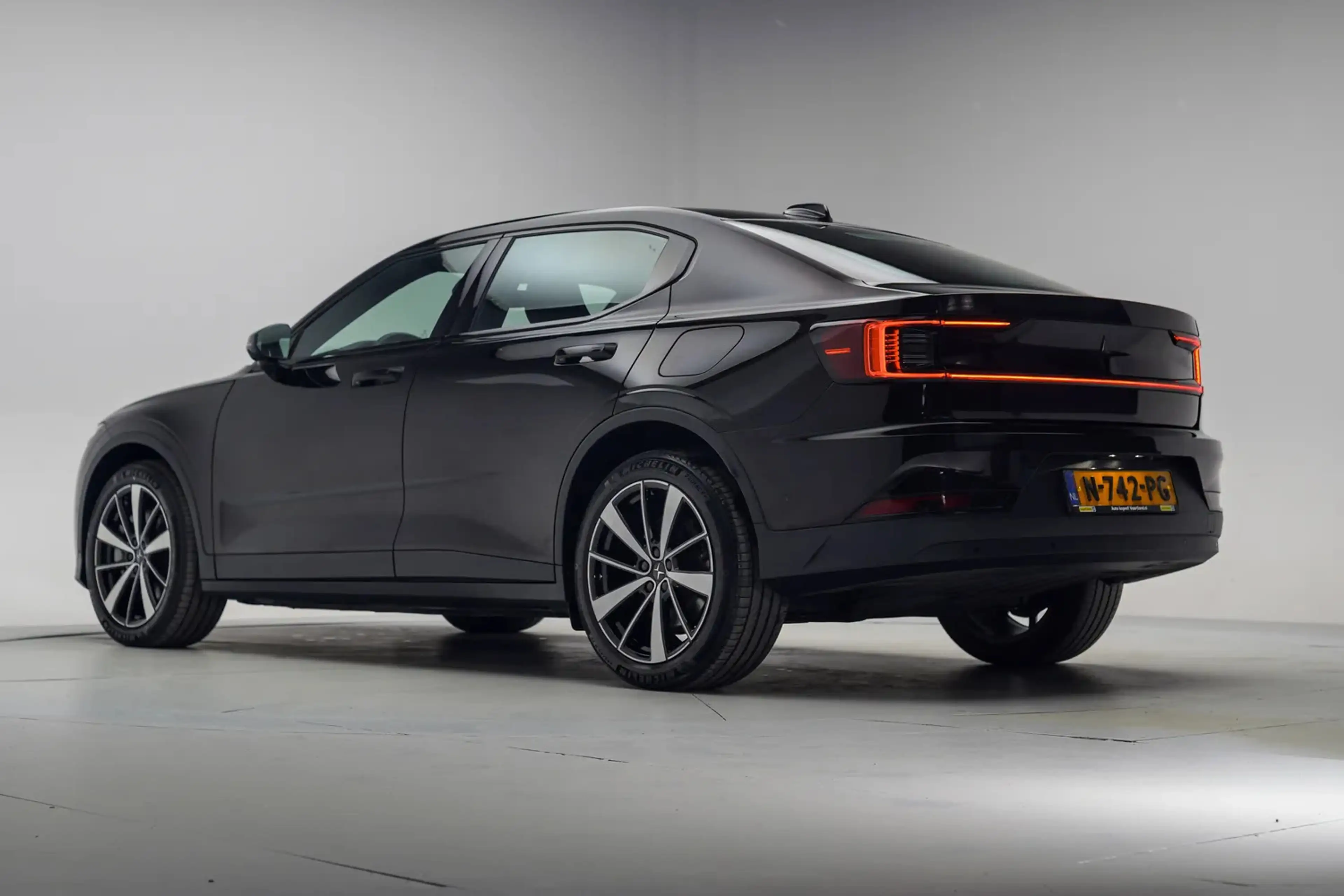 Polestar 2 Long Range Single Motor 78 kWh [ Adapt.cruise Came — photo 3