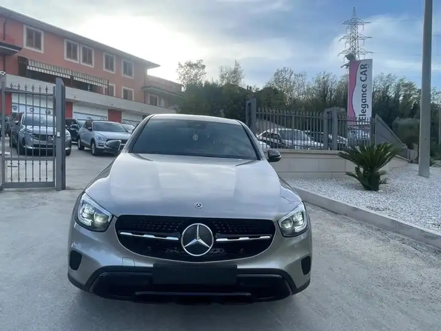 Mercedes-Benz GLC 200 d Sport 4matic auto Beige - 2