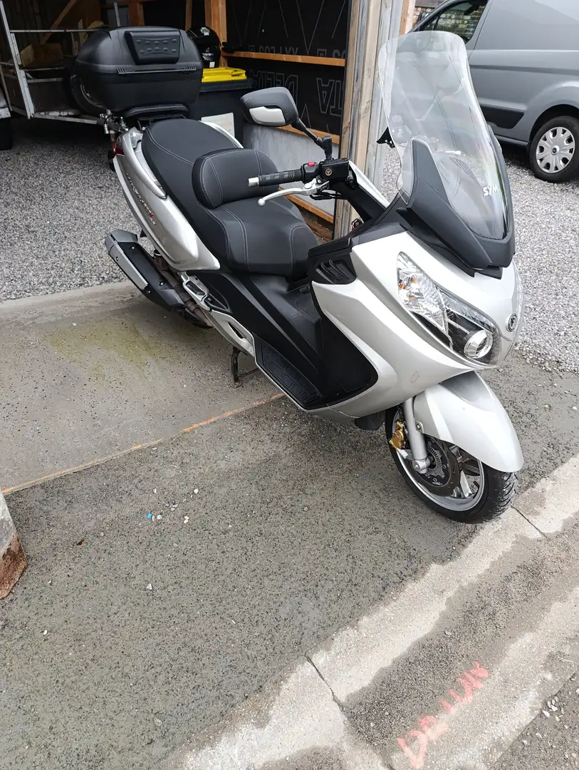 SYM MaxSym 600i Gris - 1