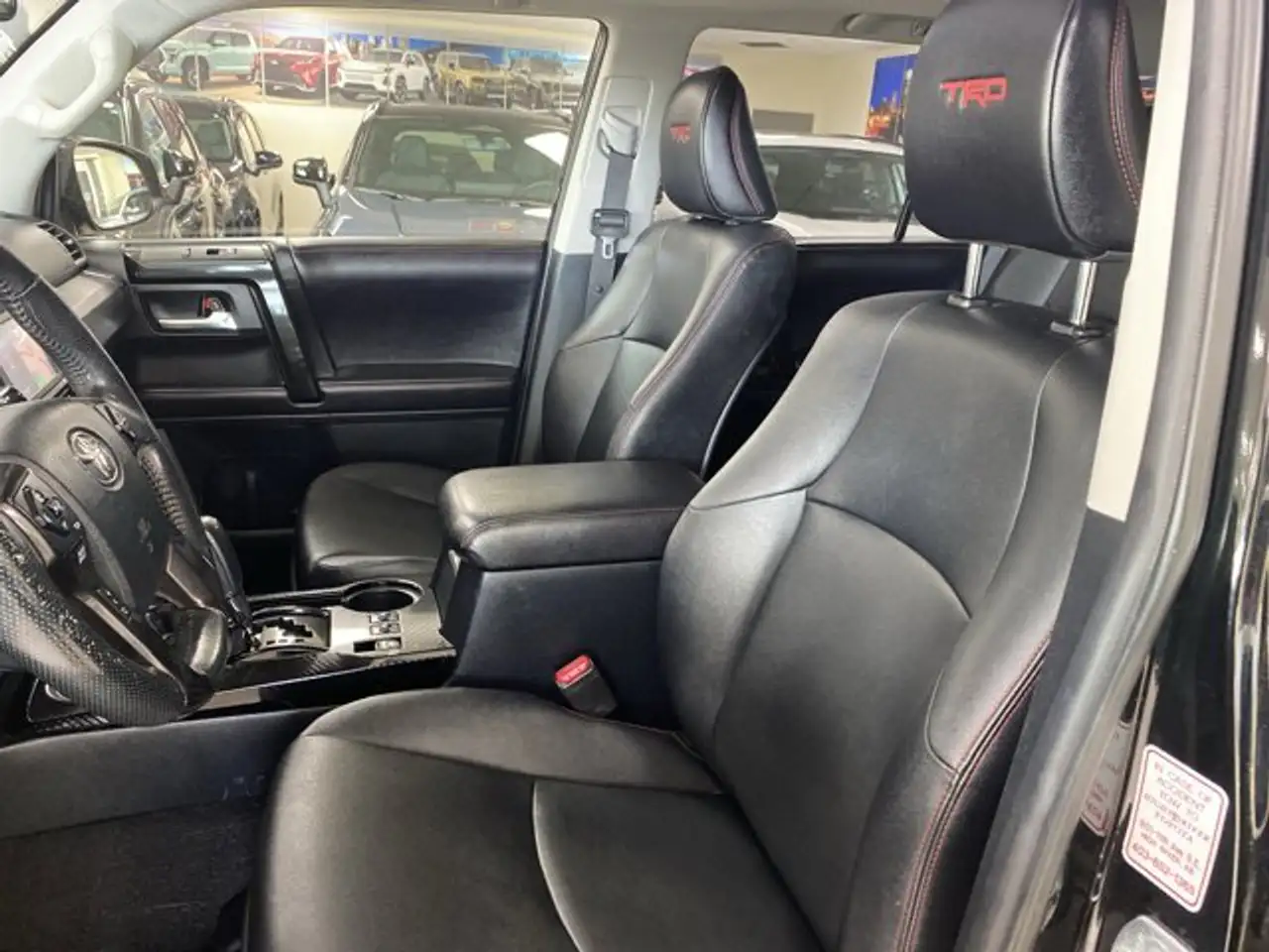 Toyota 4-Runner снимка Toyota 4-Runner