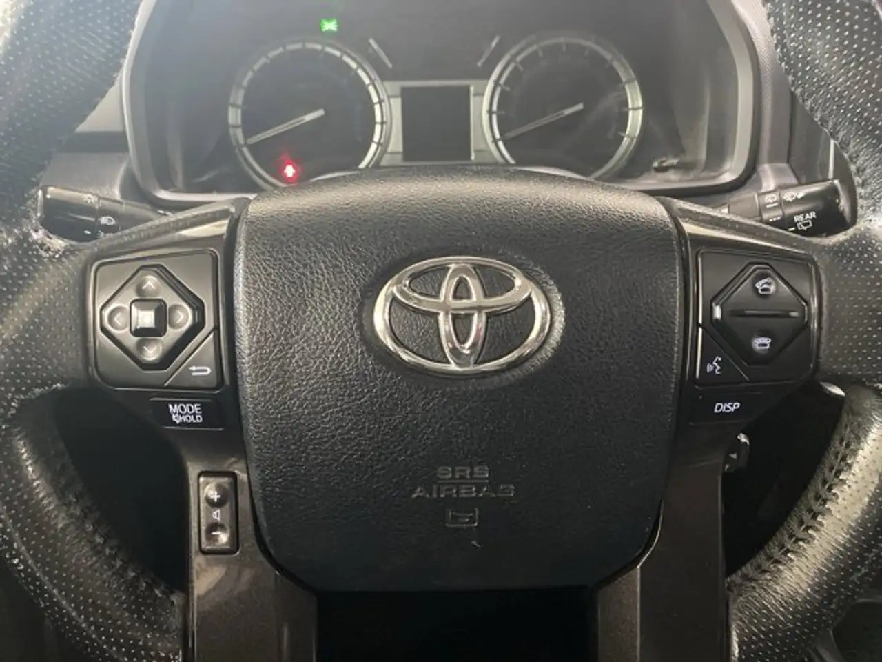 Toyota 4-Runner снимка Toyota 4-Runner