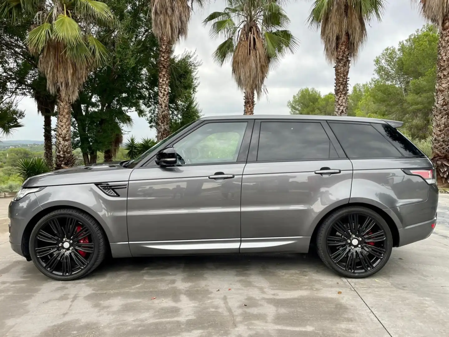 Land Rover Range Rover Sport 4.4SDV8 HSE Aut. Gris - 1