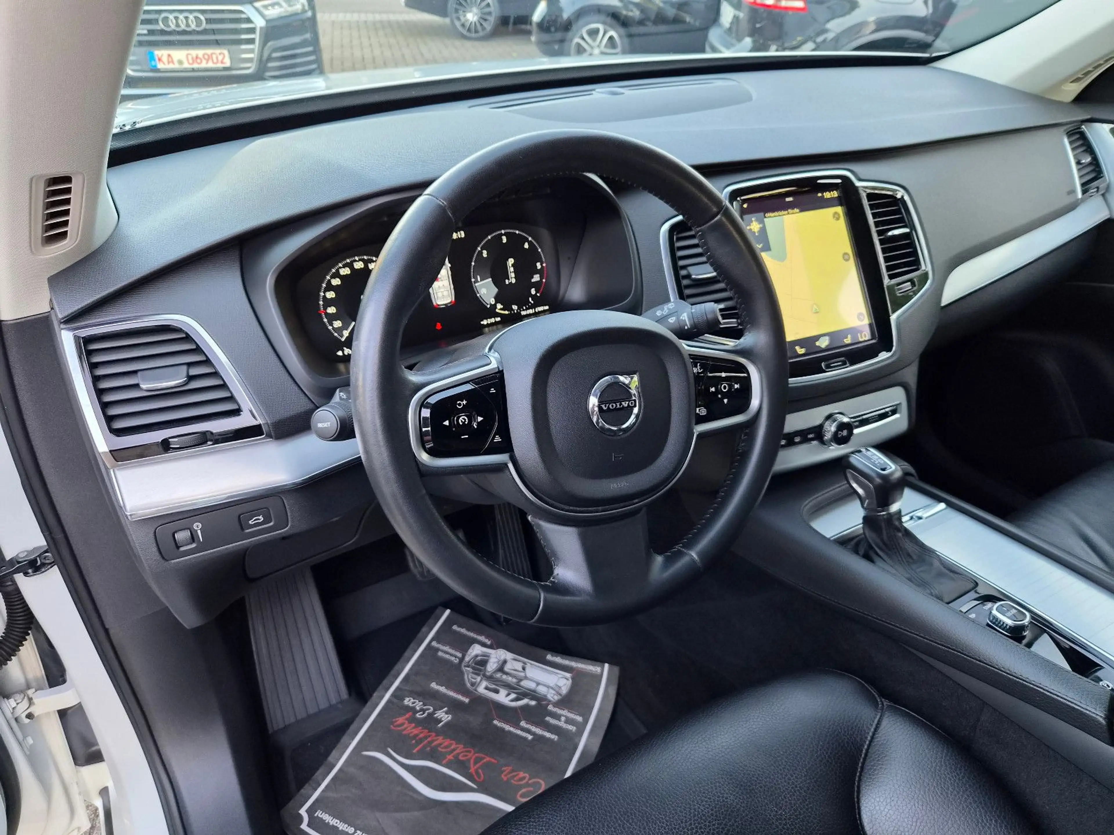 Volvo XC90 Momentum AWD   *7 Sitze/Leder/AHK/LED* — photo 9