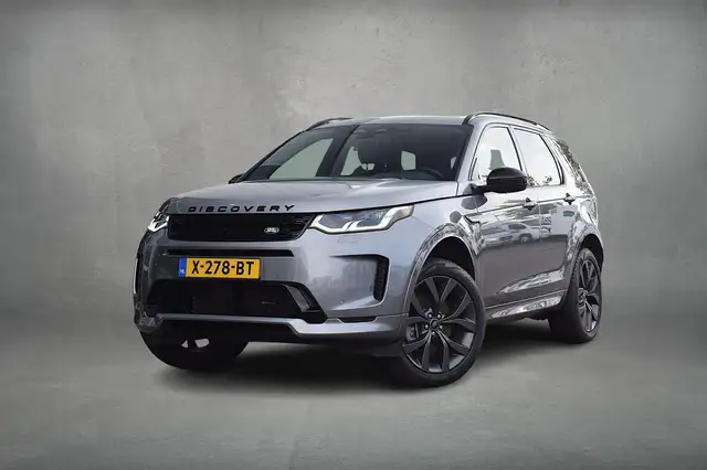 Land Rover Discovery Sport view 2