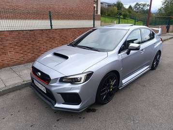 WRX STI 2.5 Sedán Acabado final edition