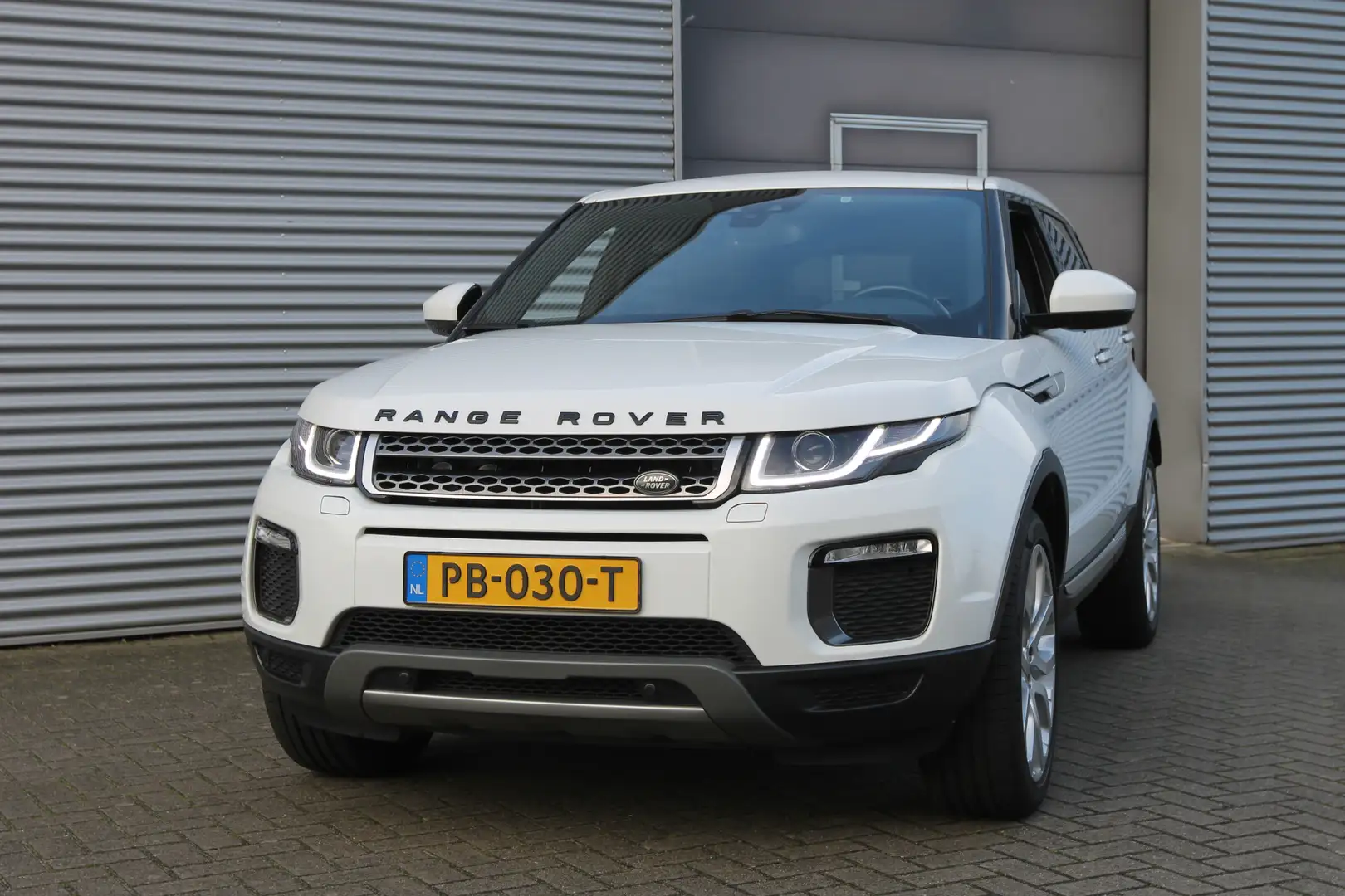 Land Rover Range Rover Evoque 2.0 TD4 HSE I Aut. I Pano.dak I Leder I Camera I N Wit - 2