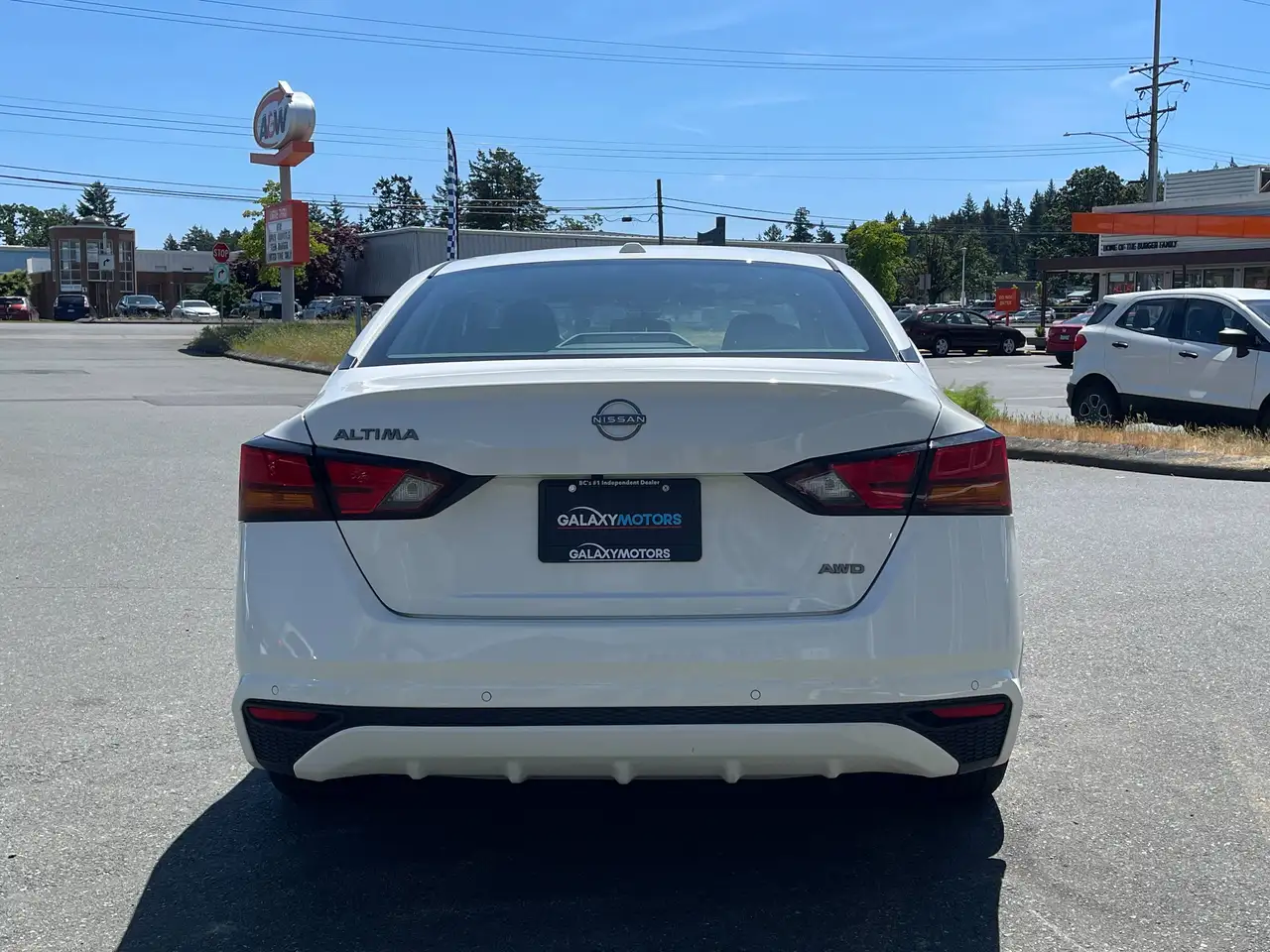 Nissan Altima снимка Nissan Altima