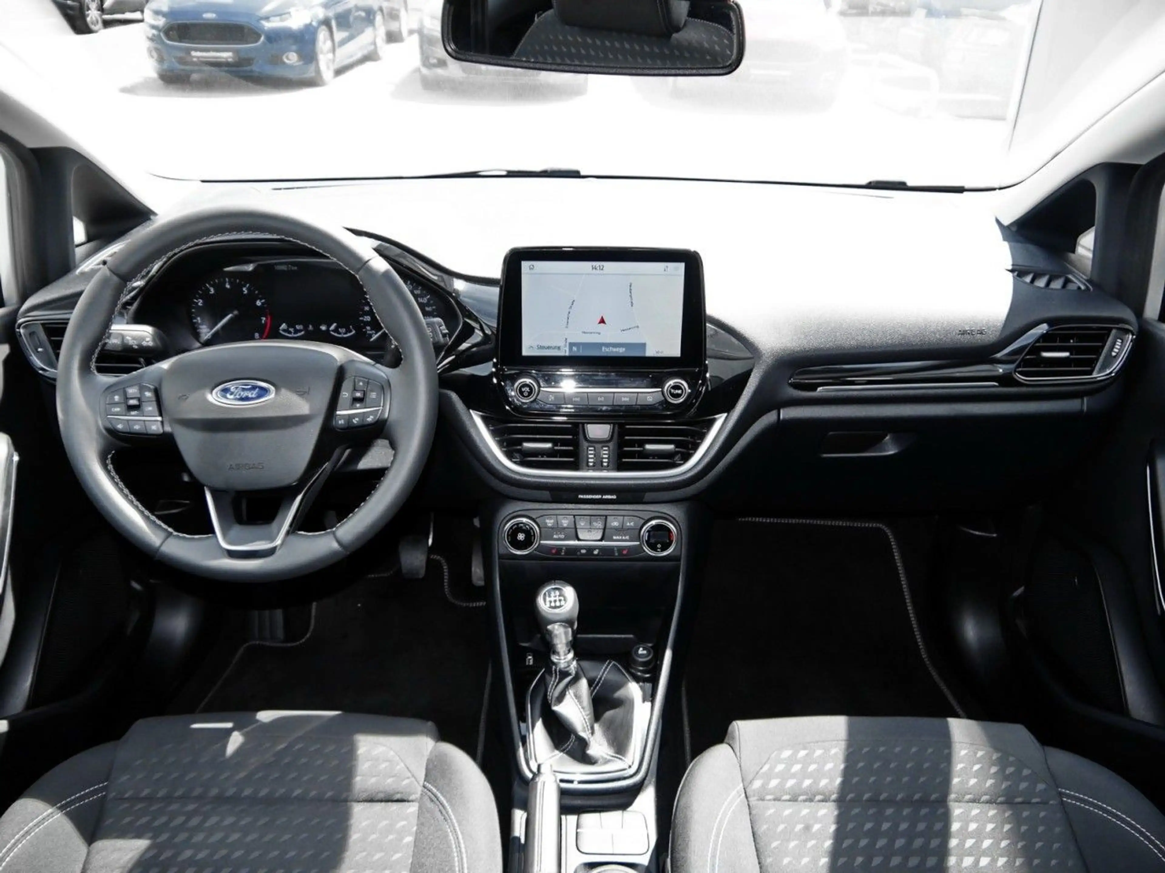 Ford Fiesta Titanium 1.0 EB ParkAssist+NAV+Kamera+SHZ — photo 6