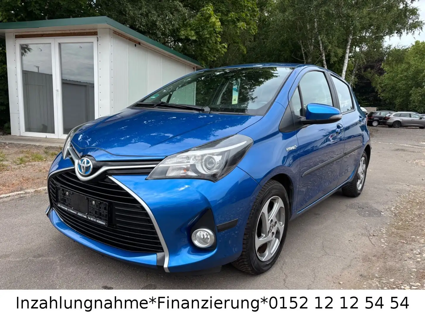 Toyota Yaris Edition-S Hybrid Blau - 2